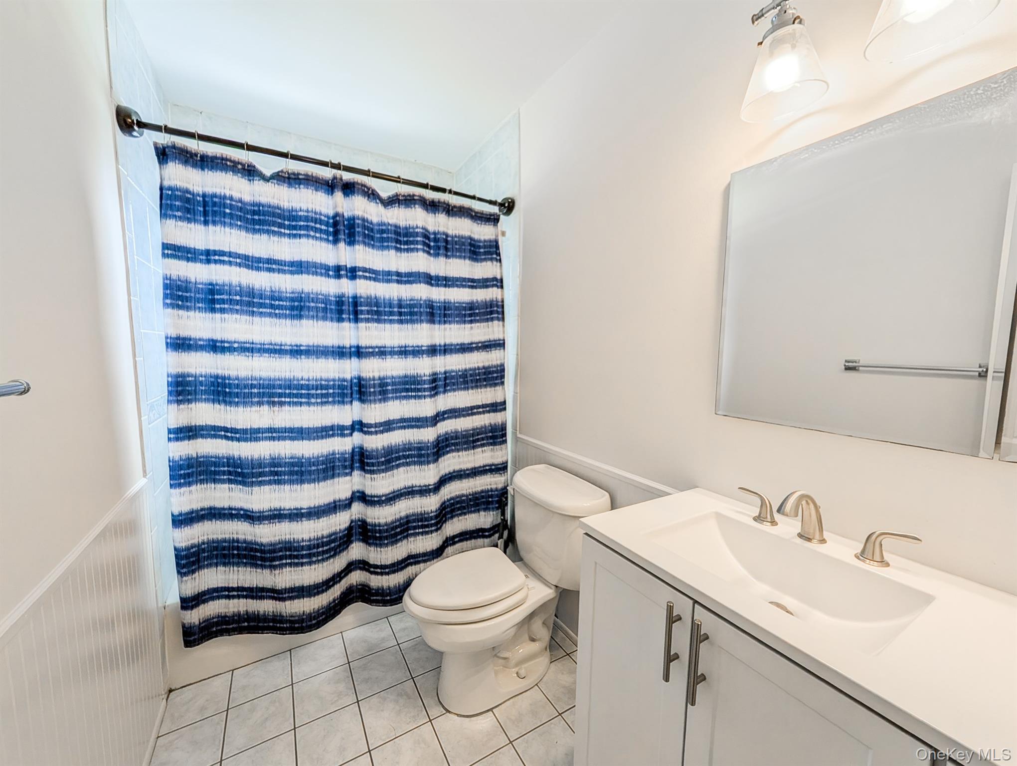 250 Artist Lake Drive, Middle Island, NY 11953