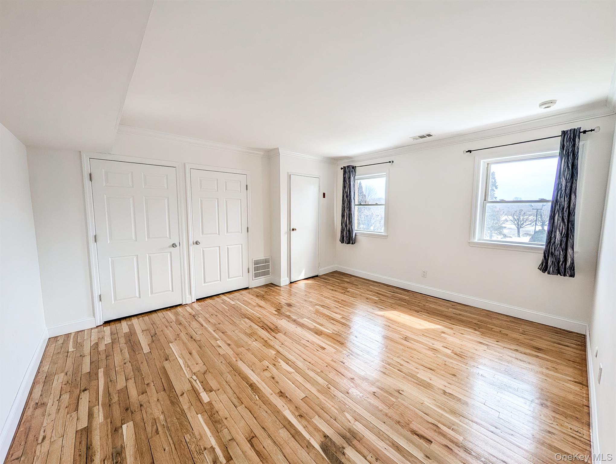 250 Artist Lake Drive, Middle Island, NY 11953