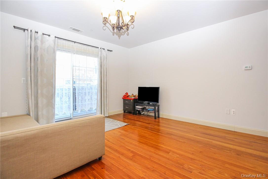 543 Main Street # 211, New Rochelle, NY 10801