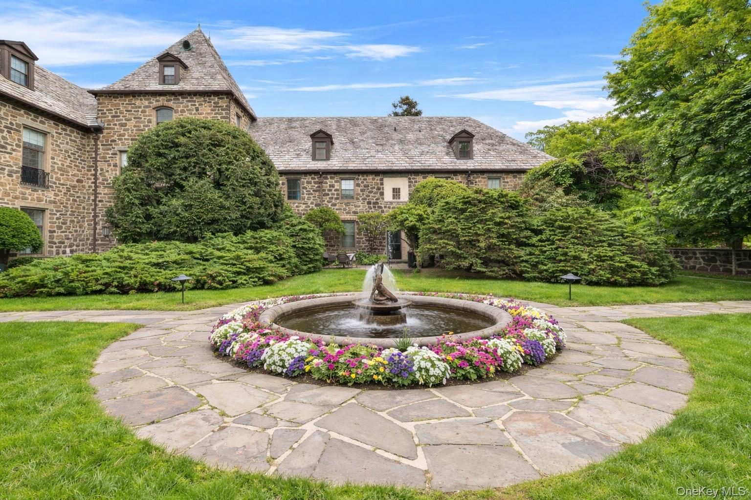 341 Furnace Dock Rd # 5, Cortlandt Manor, NY 10567