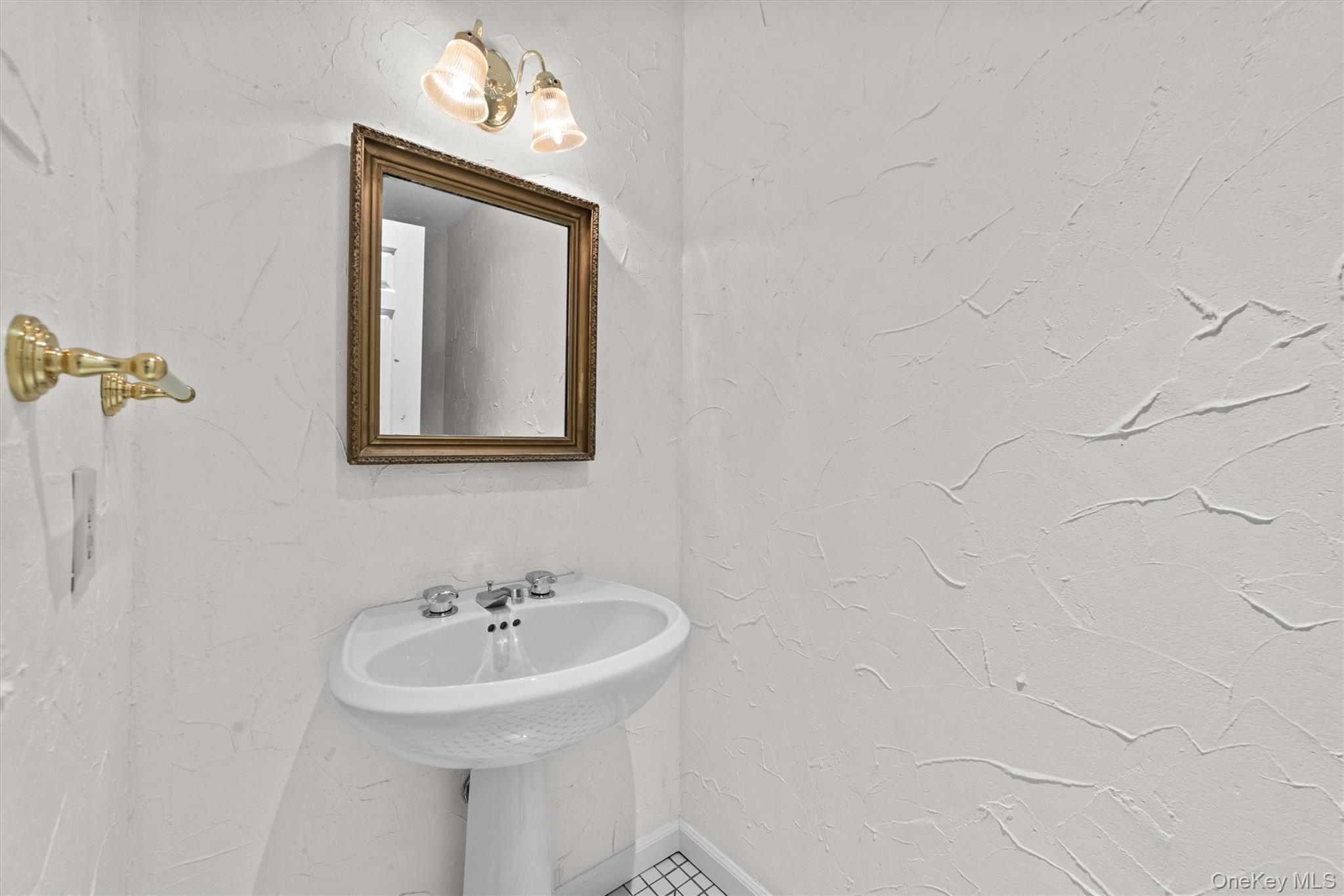 341 Furnace Dock Rd # 5, Cortlandt Manor, NY 10567