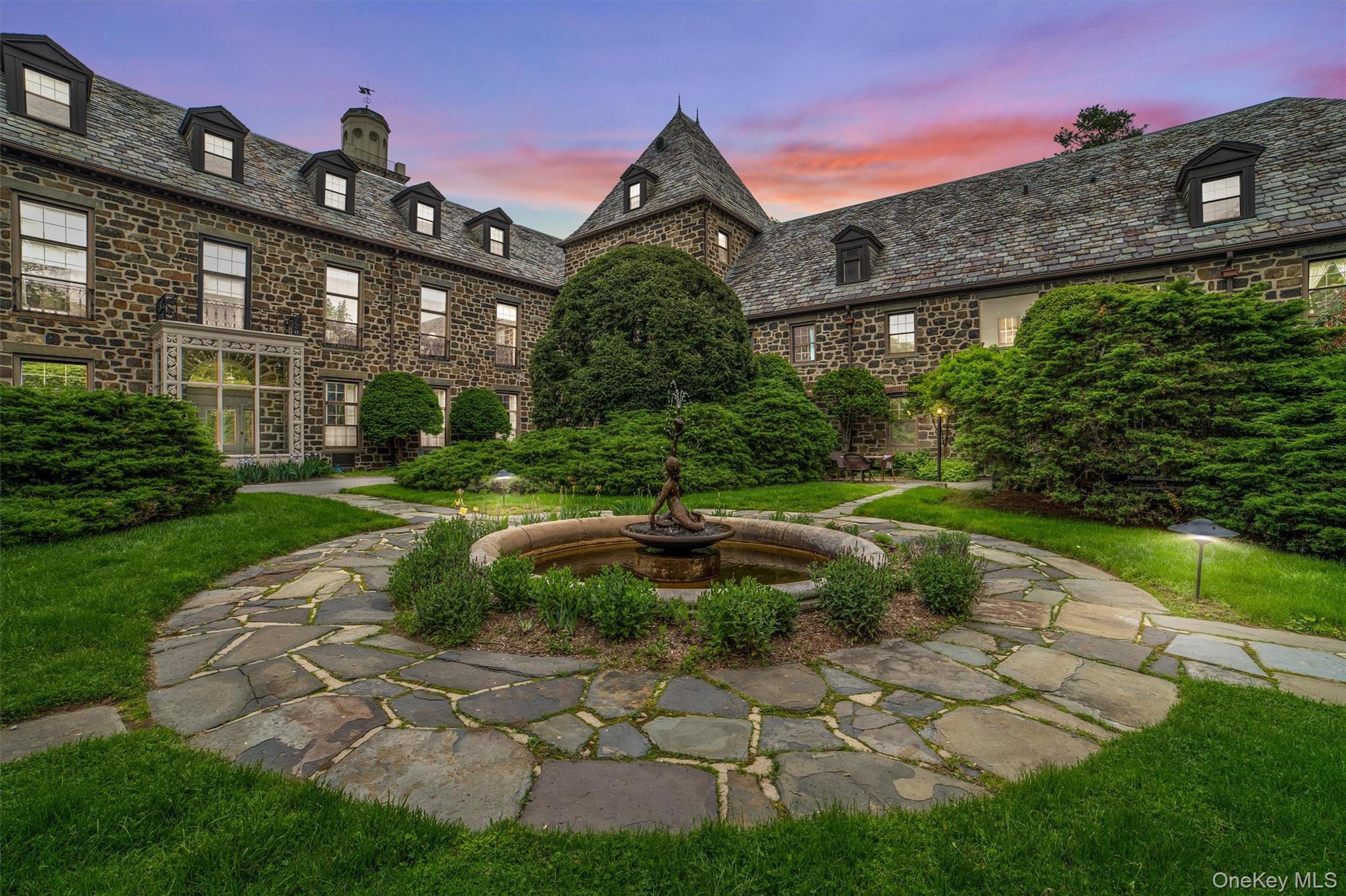 341 Furnace Dock Rd # 5, Cortlandt Manor, NY 10567