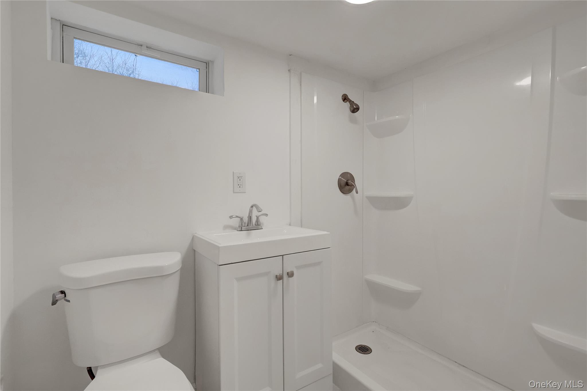 43 Carver Boulevard, Bellport, NY 11713