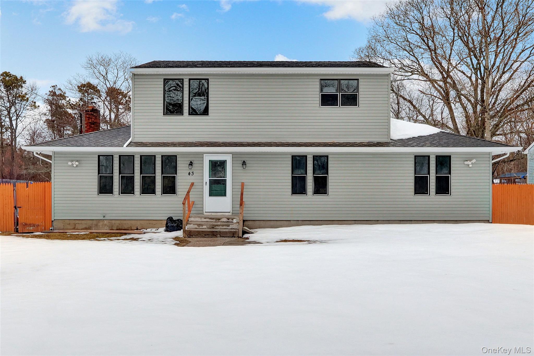 43 Carver Boulevard, Bellport, NY 11713