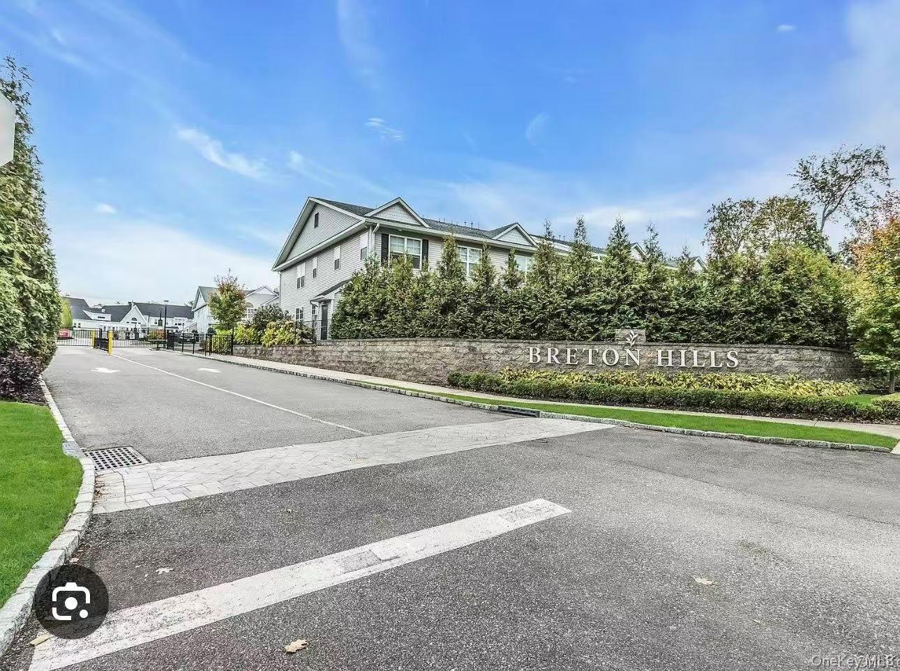 509 Breton Way, Glen Cove, NY 11542