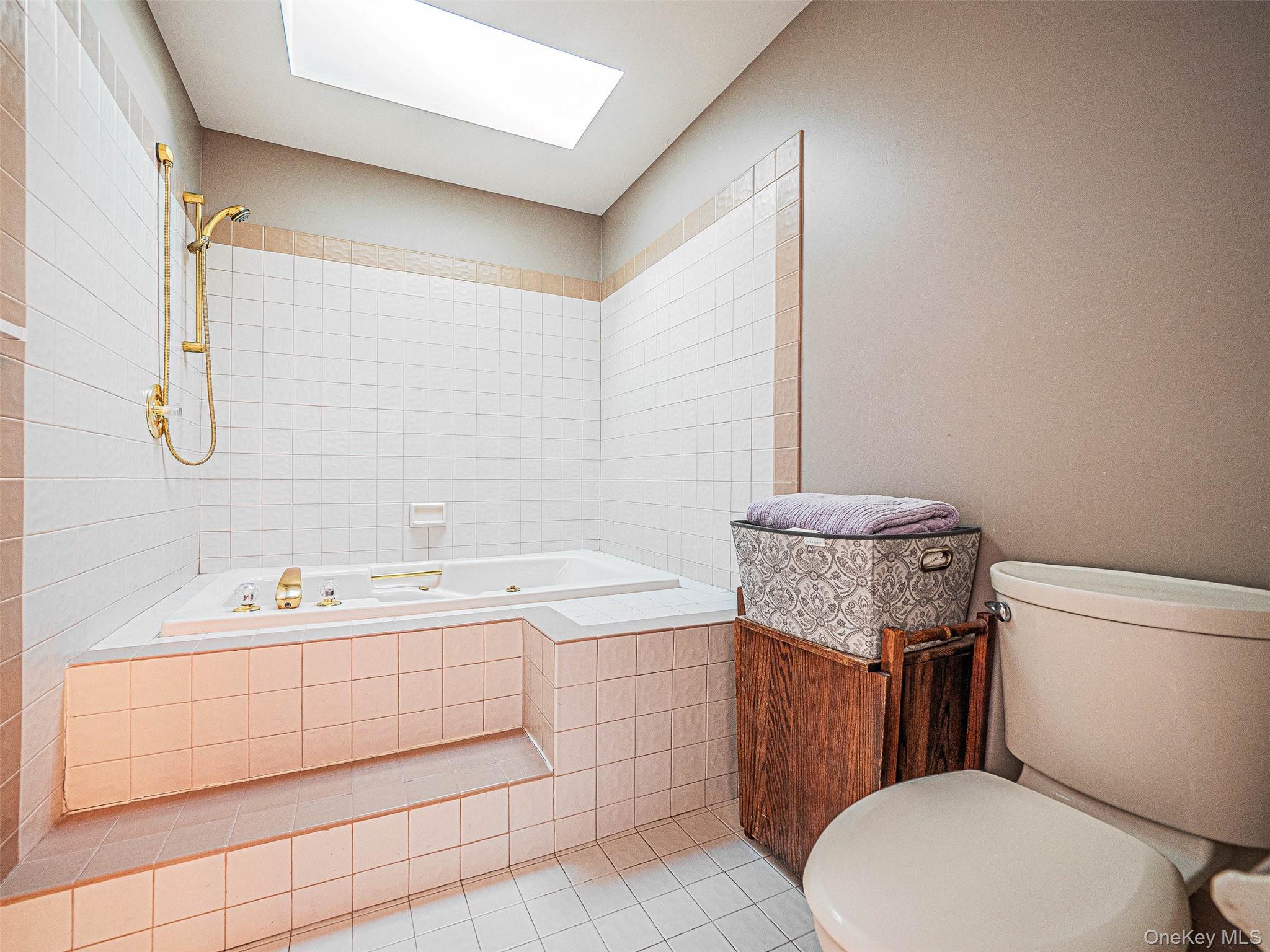 3 Magnolia Lane, Warwick, NY 10990