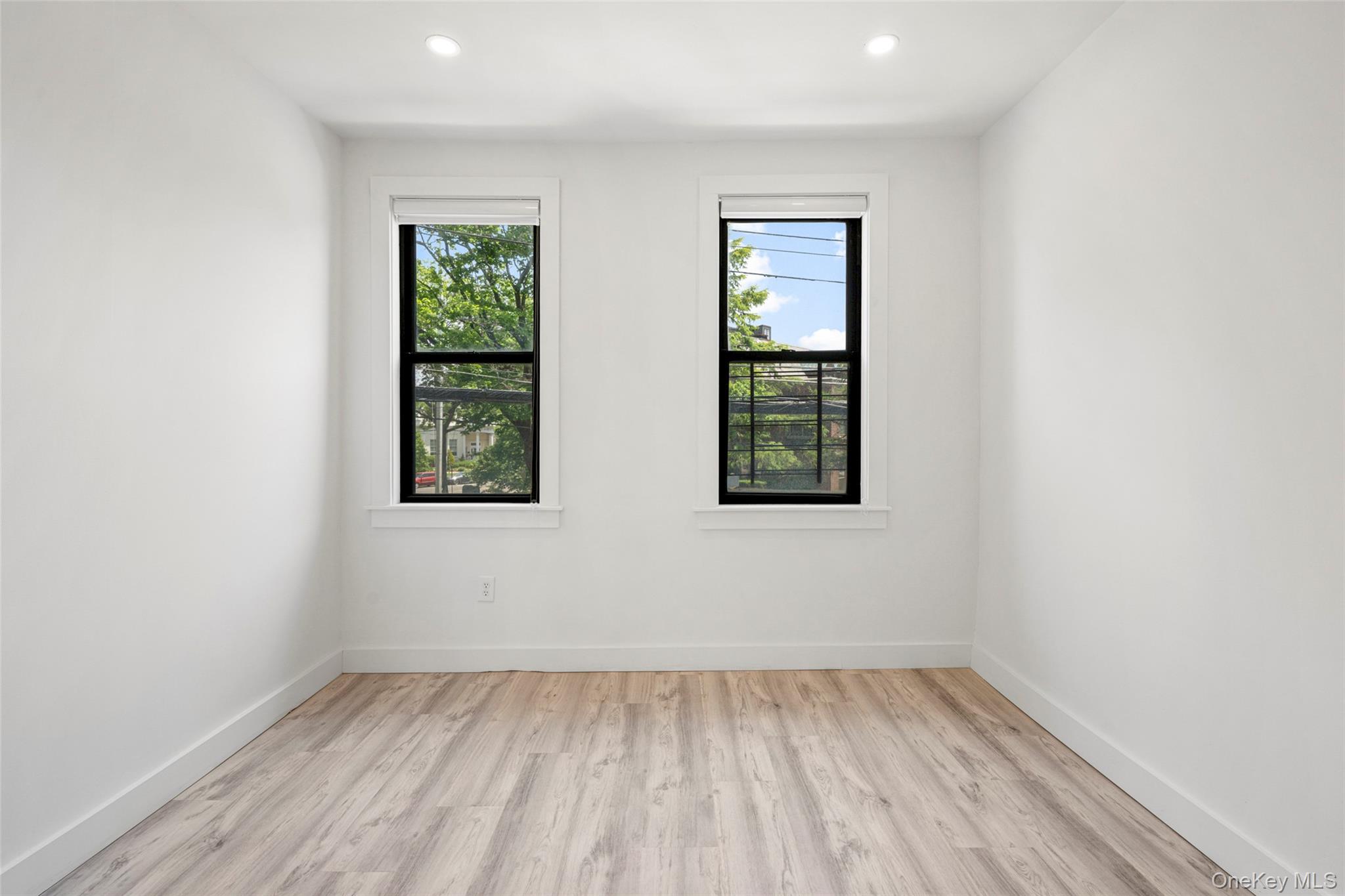 2122 Boston Post Road, Larchmont, NY 10538