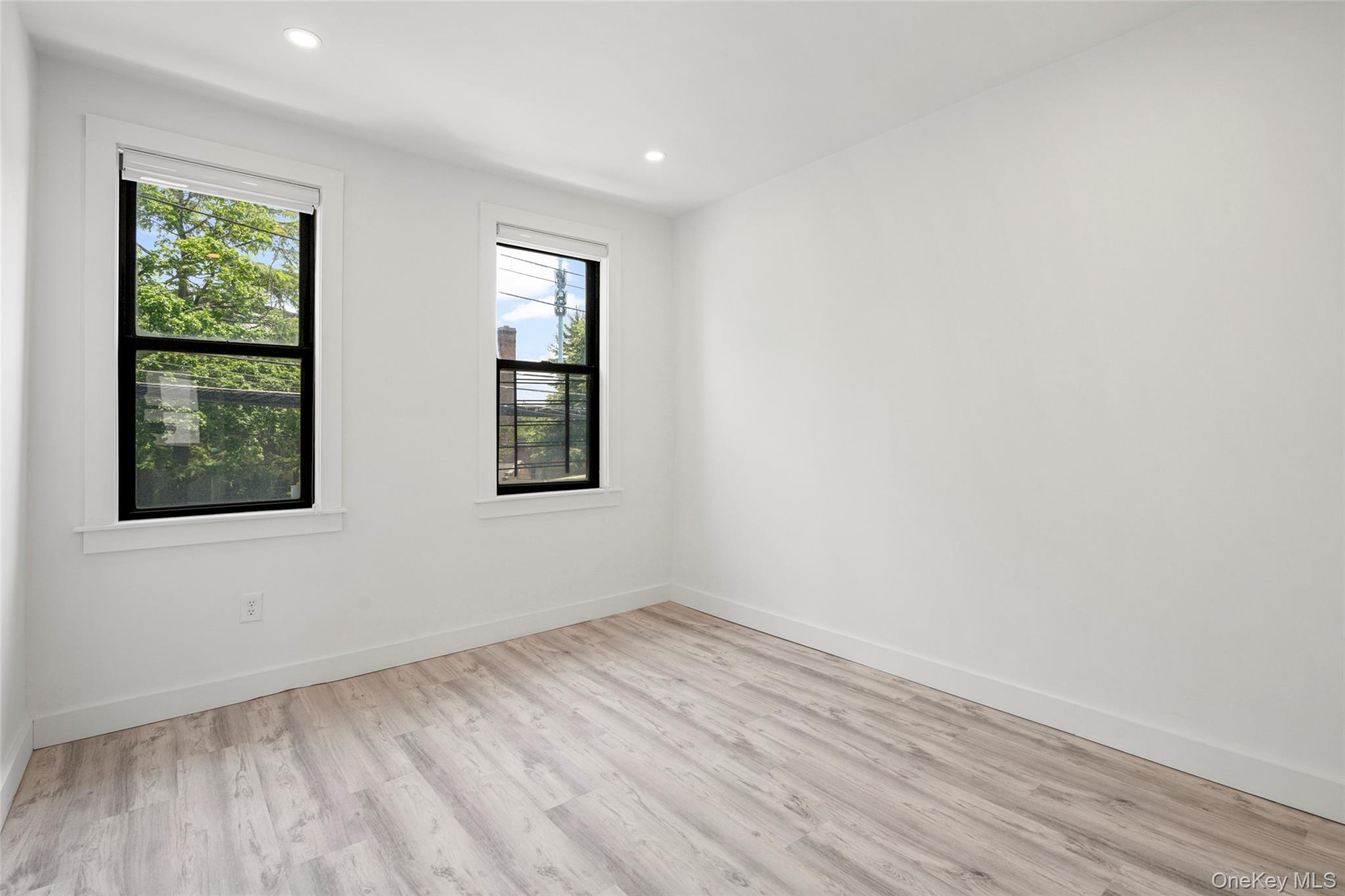 2122 Boston Post Road, Larchmont, NY 10538