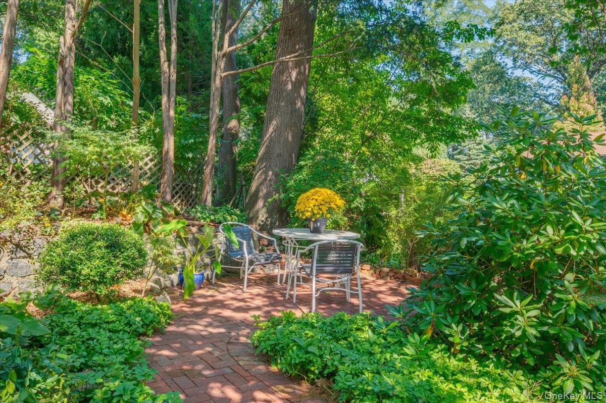 686 Forest Avenue, Larchmont, NY 10538