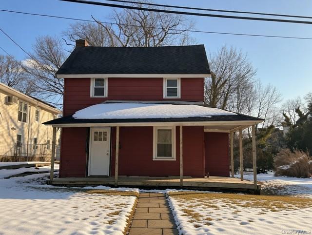 12 Canyon Street, Huntington, NY 11743