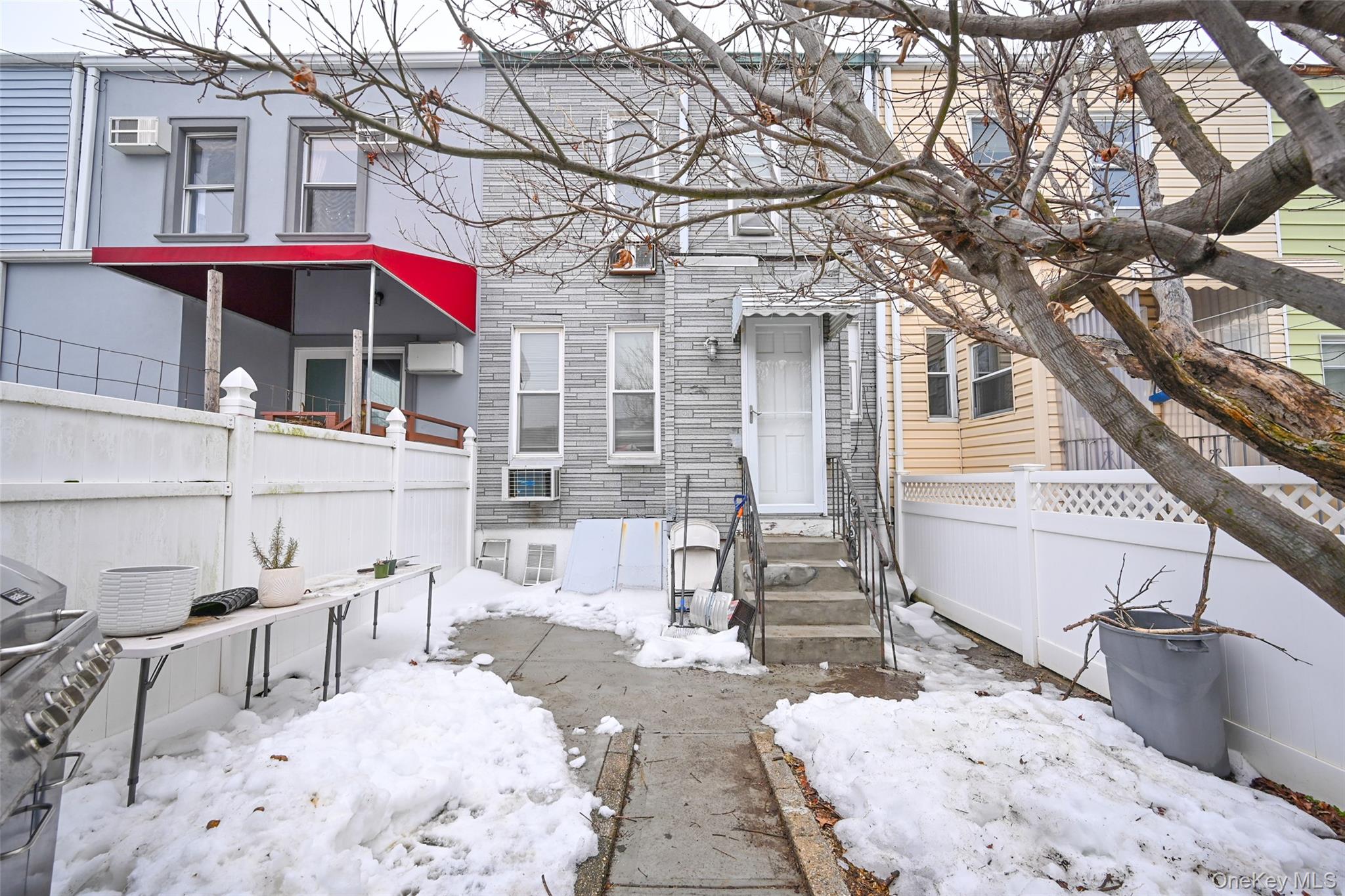 72-19 72nd Street, Glendale, NY 11385