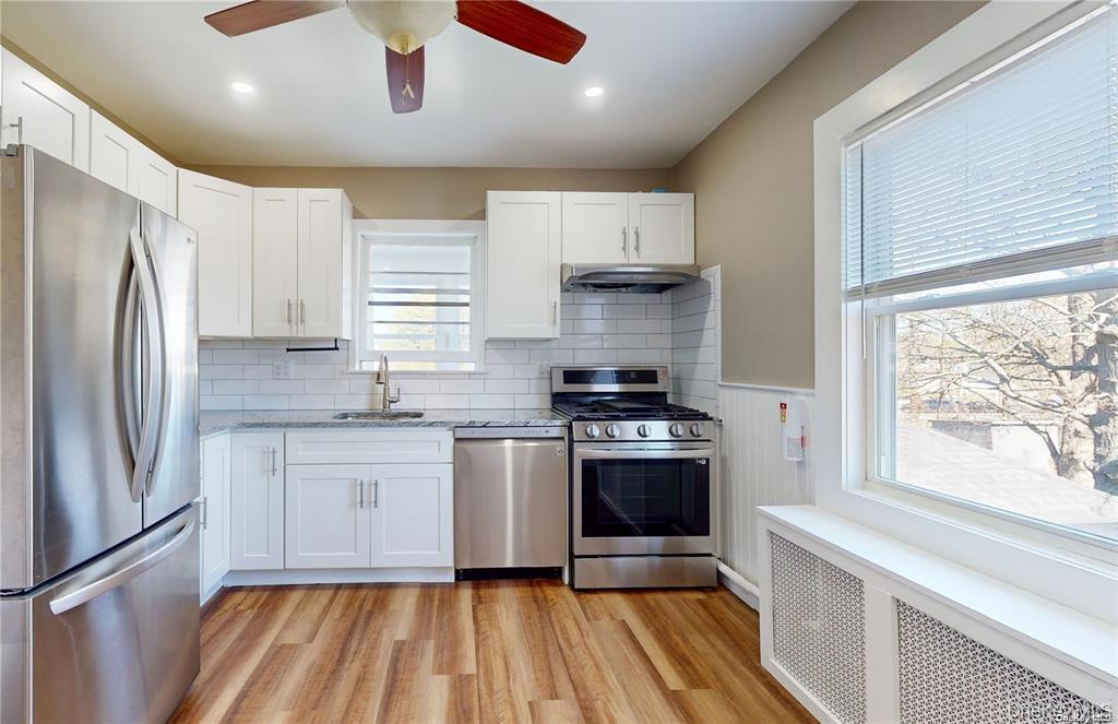 386 Mulry Lane, Lawrence, NY 11559