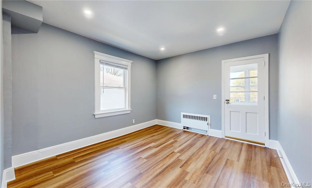 386 Mulry Lane, Lawrence, NY 11559