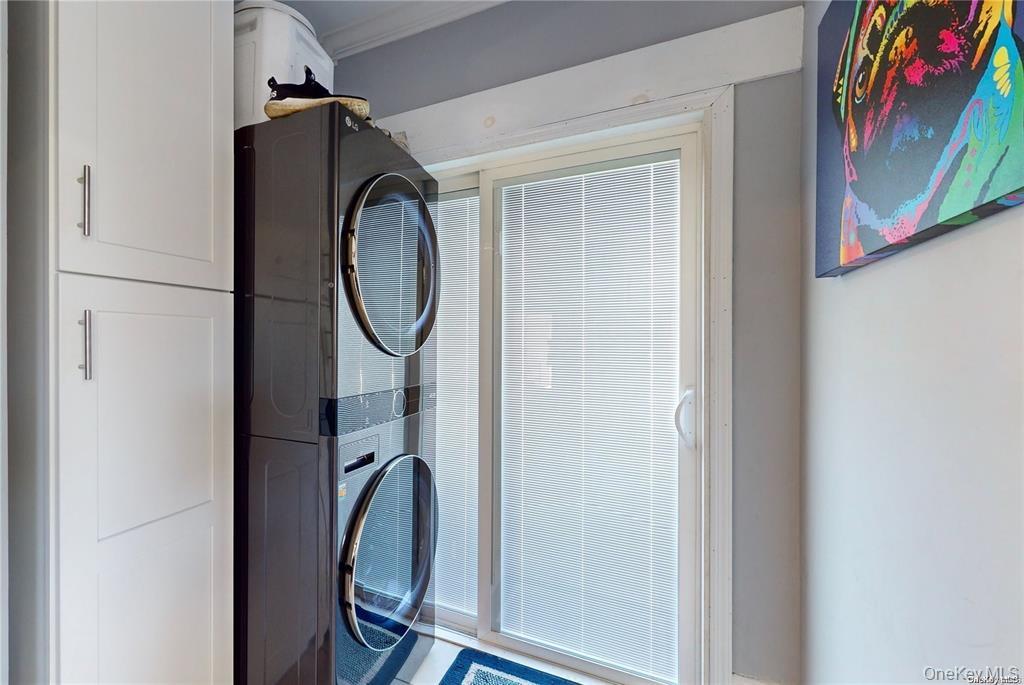 386 Mulry Lane, Lawrence, NY 11559