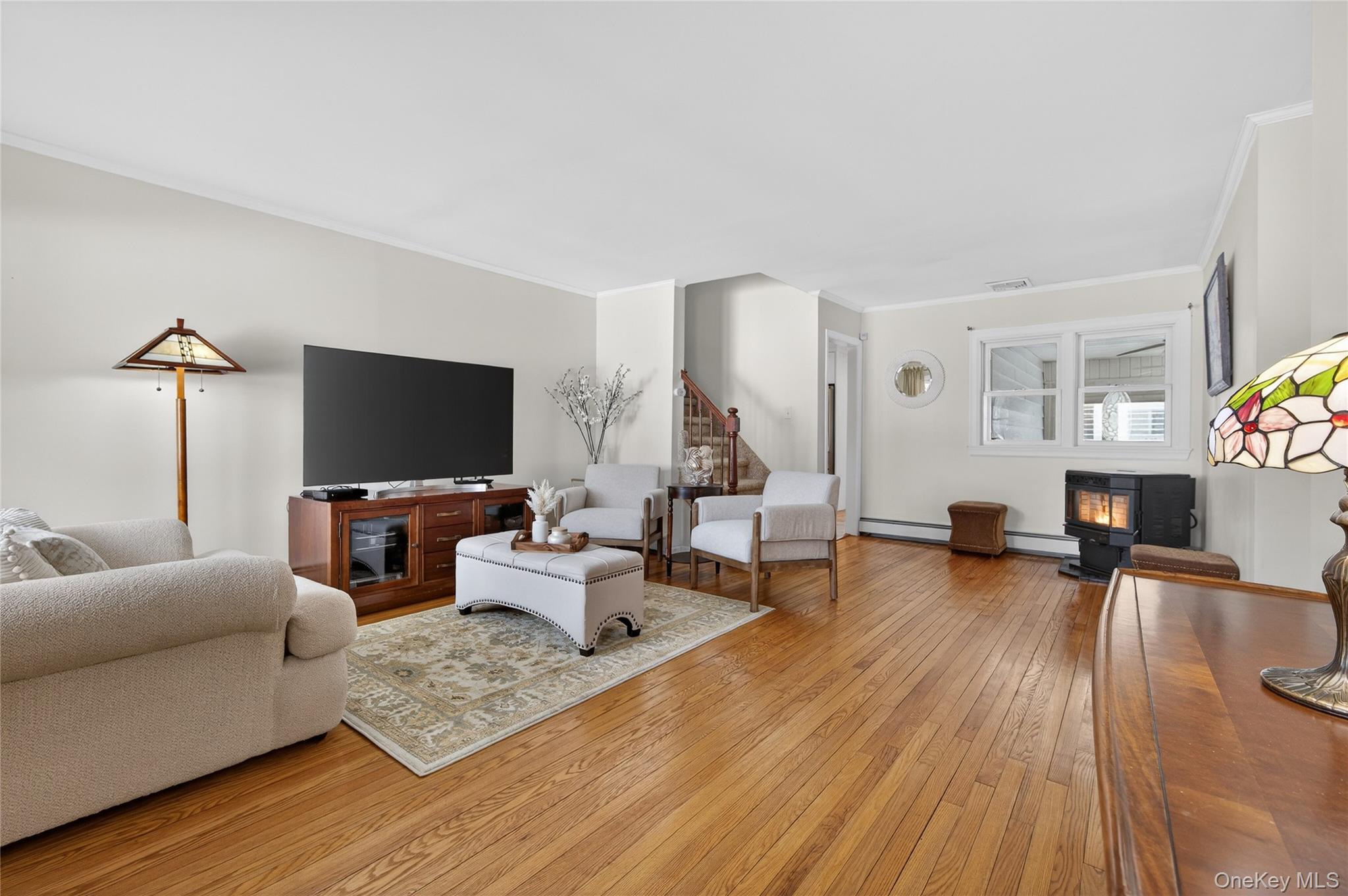 84 Ohio Avenue, Massapequa, NY 11758