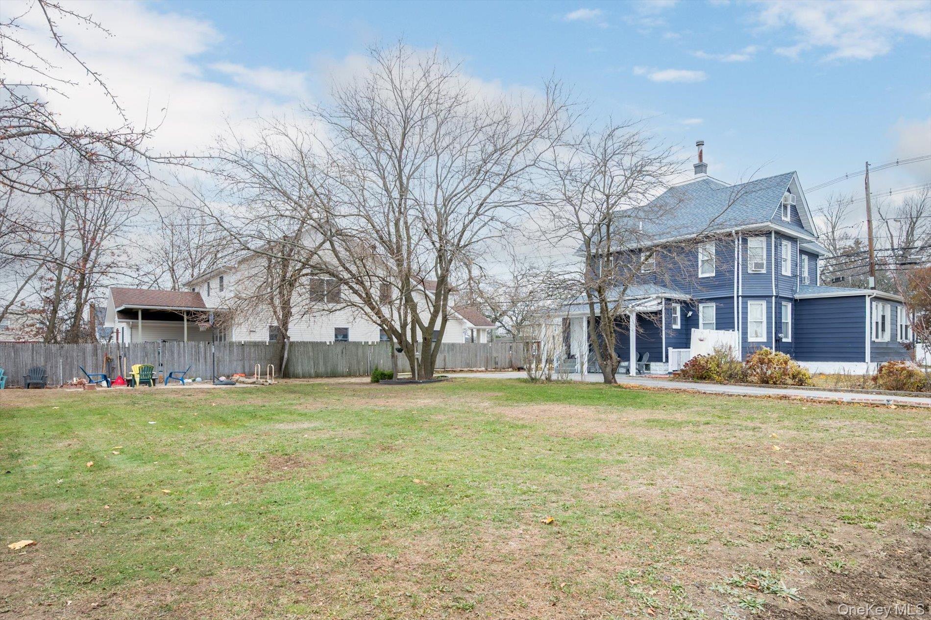 41 Atlantic Avenue, Freeport, NY 11520