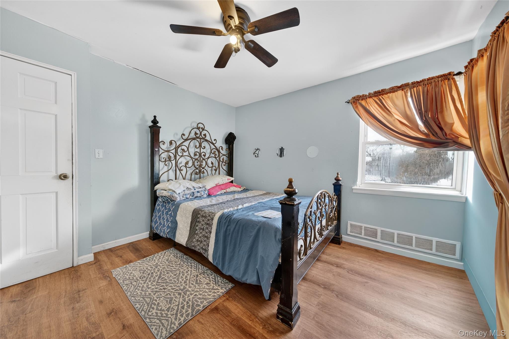 10424 187th Street, Saint Albans, NY 11412