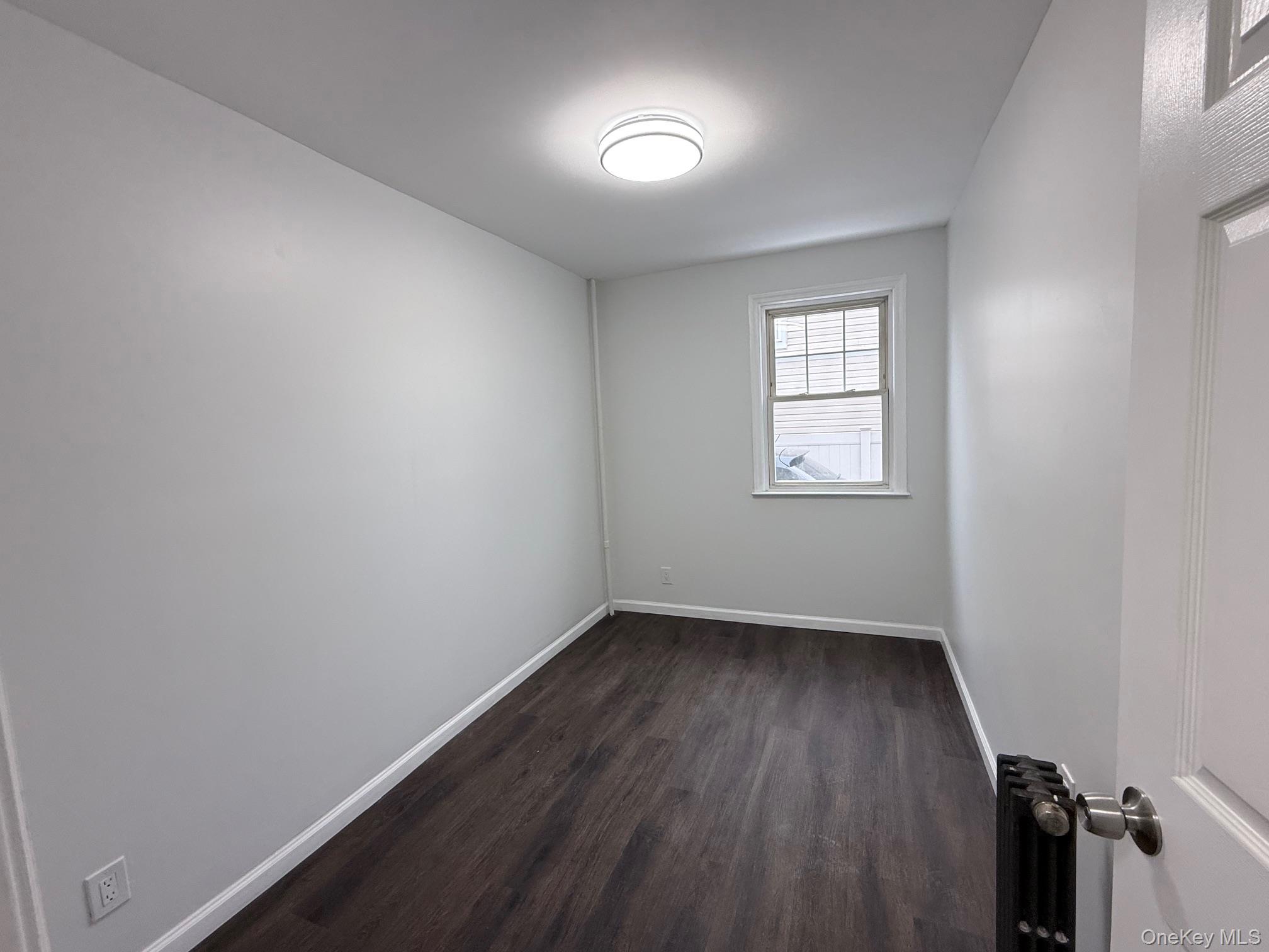 40 4th Street, Valley Stream, NY 11581