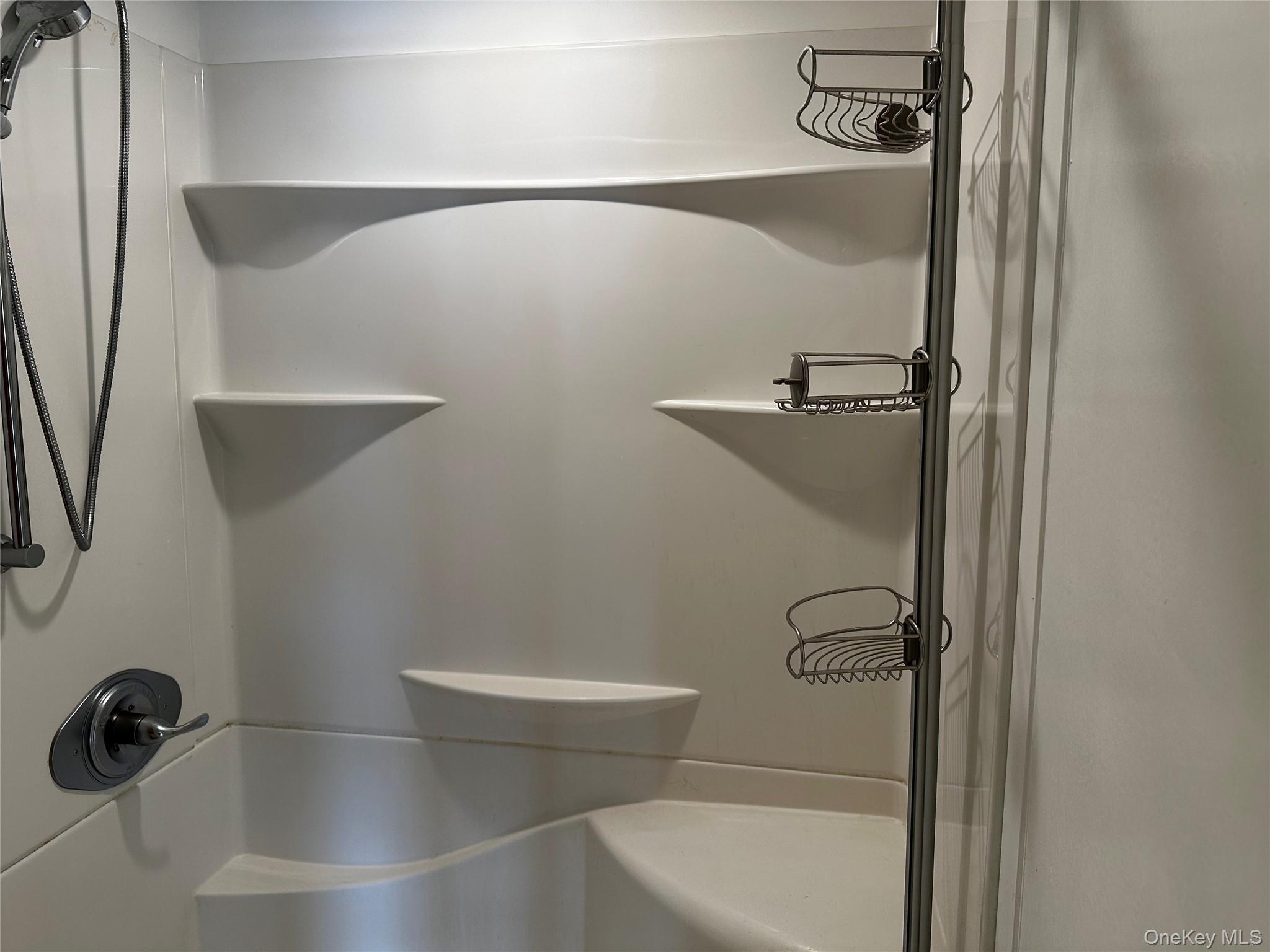 9 Bailey Court # 9, Middle Island, NY 11953