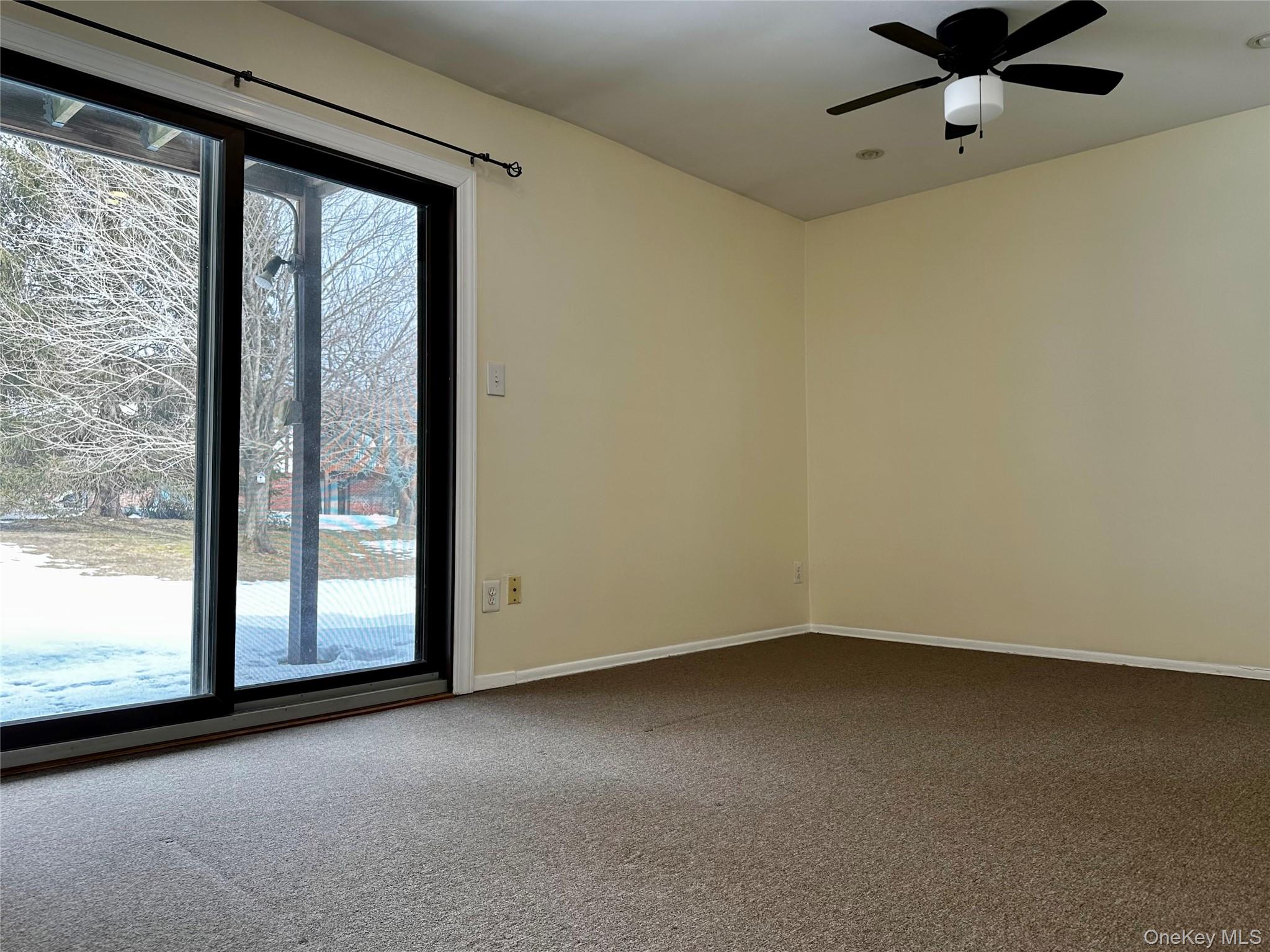 9 Bailey Court # 9, Middle Island, NY 11953