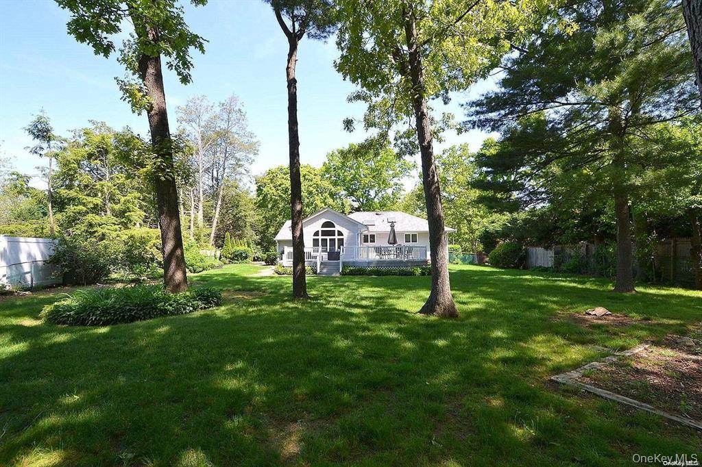 88 Burton Lane, Commack, NY 11725