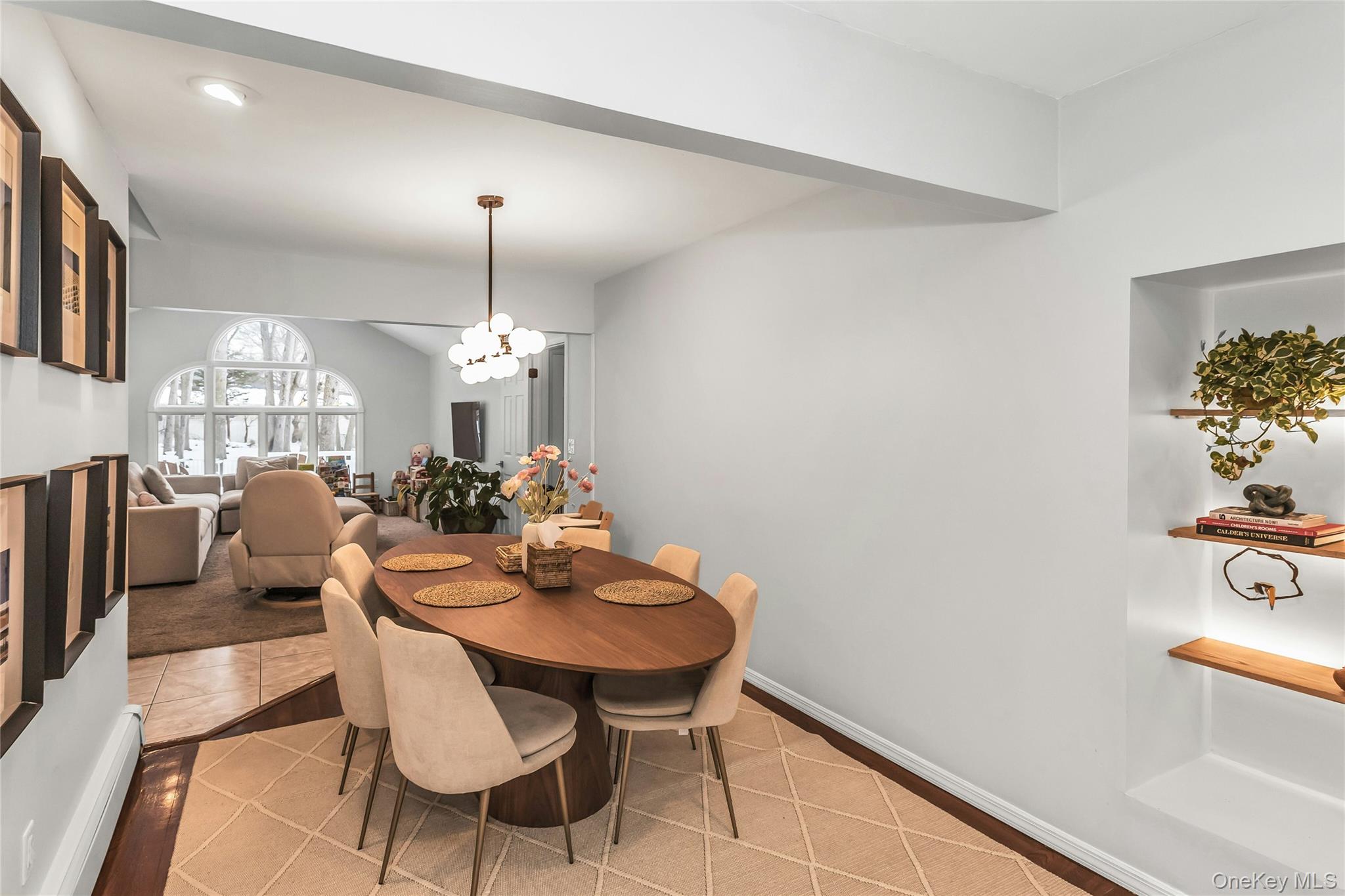 88 Burton Lane, Commack, NY 11725