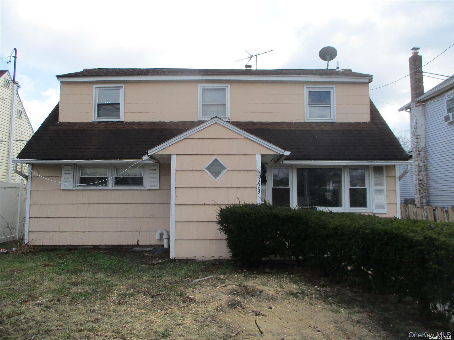 Cedarhurst, NY 11516