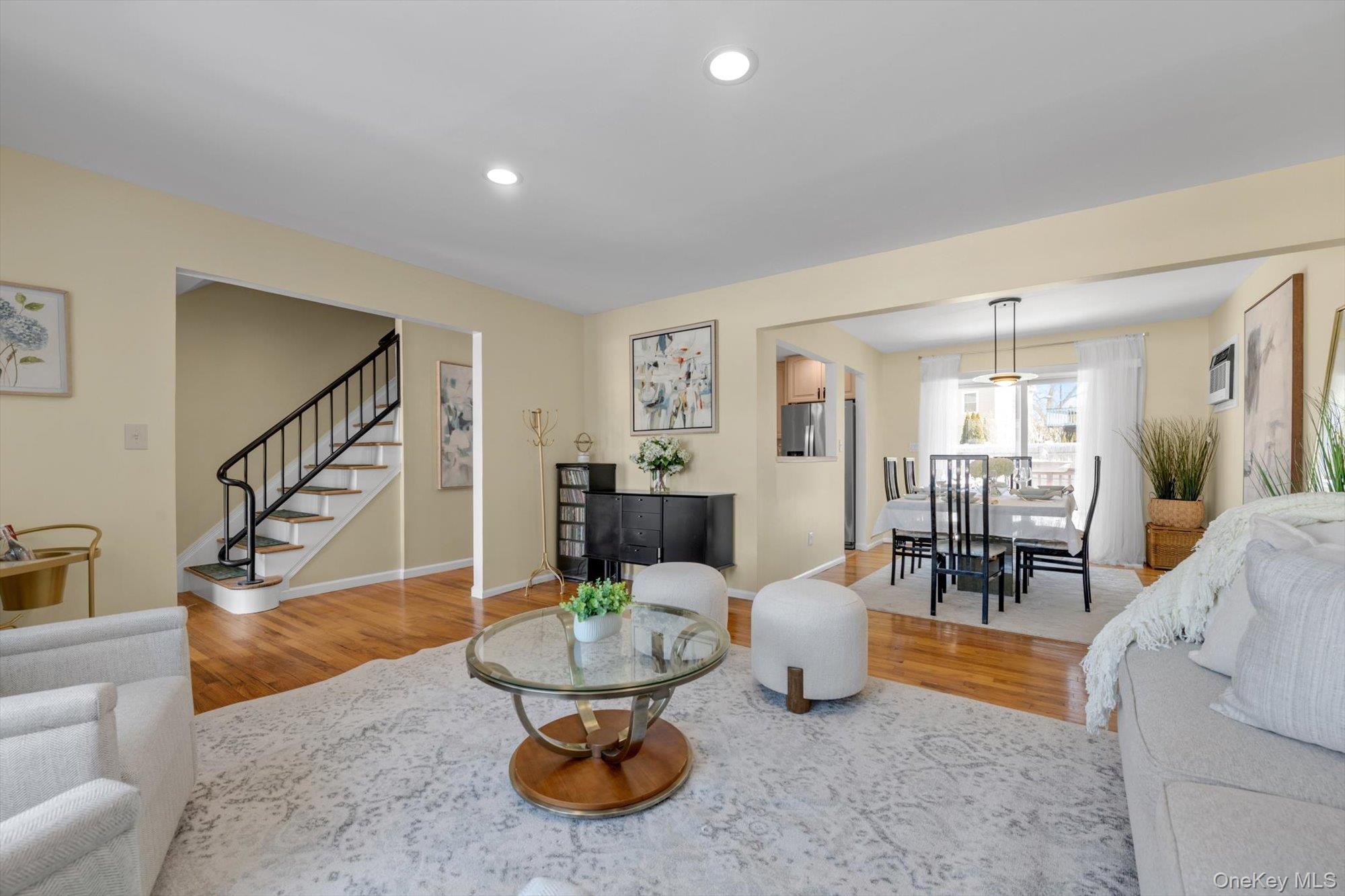 381 Robyn Place, East Meadow, NY 11554