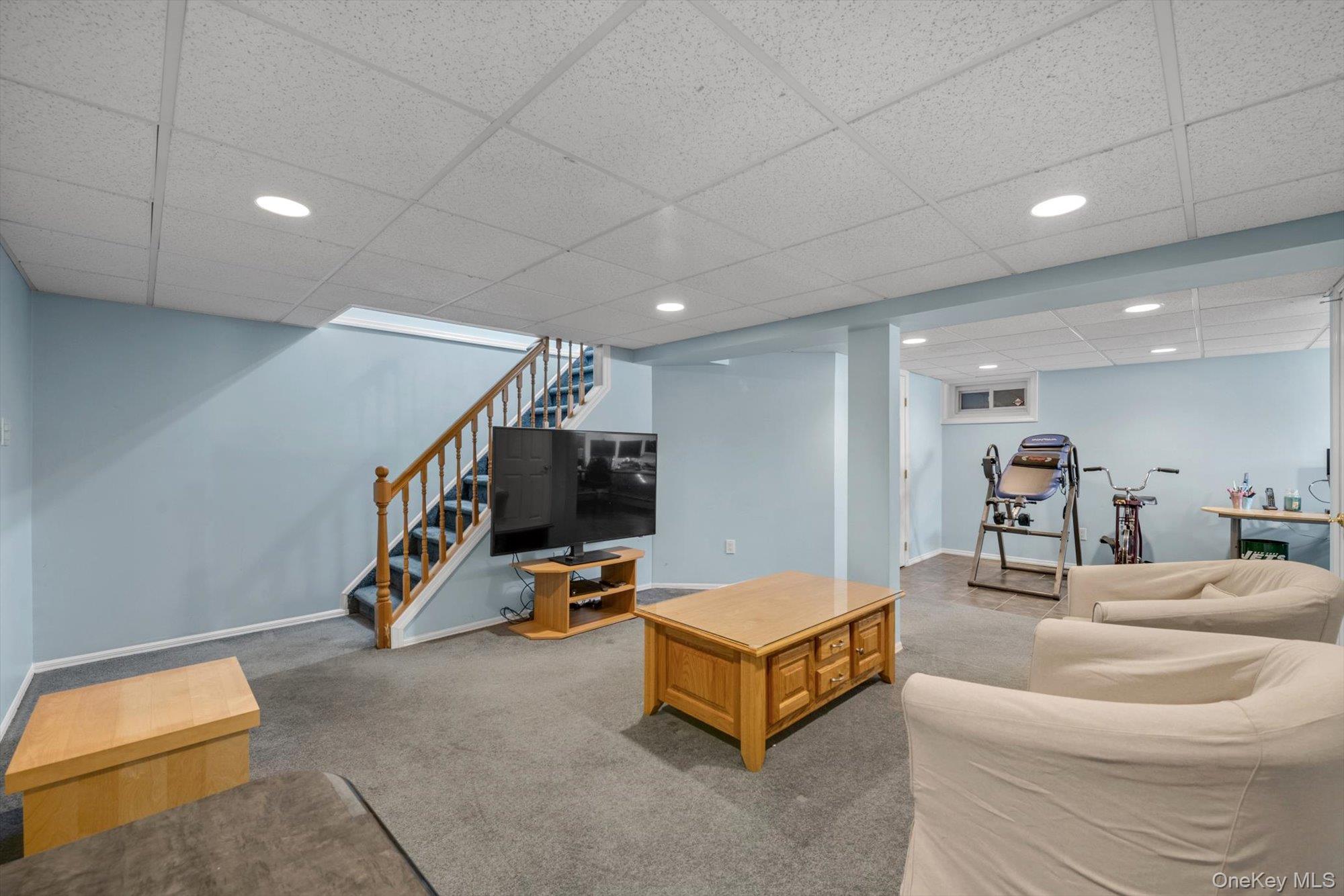 381 Robyn Place, East Meadow, NY 11554