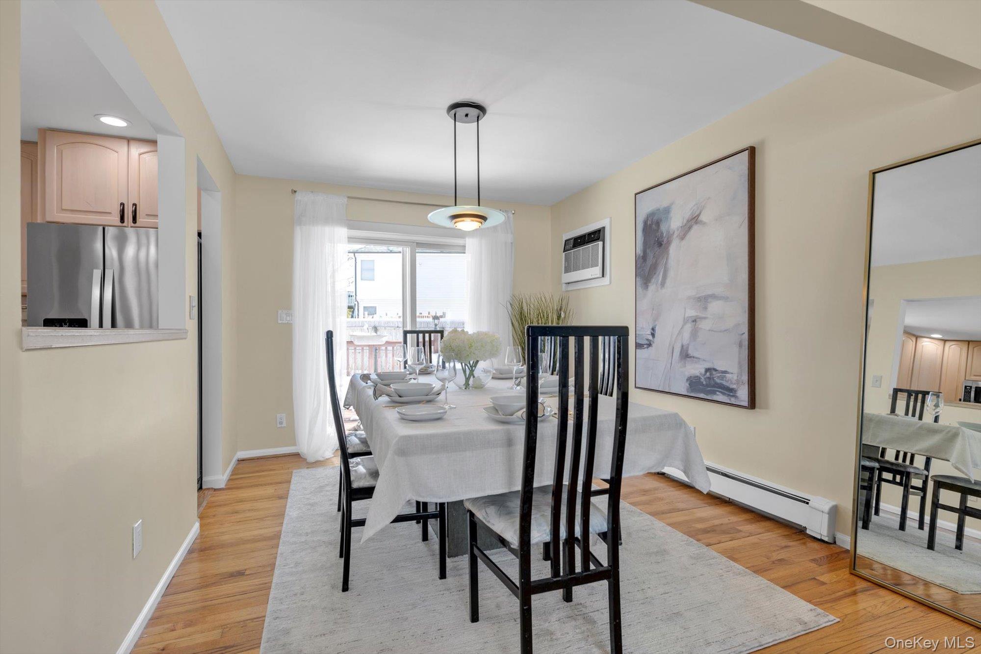 381 Robyn Place, East Meadow, NY 11554