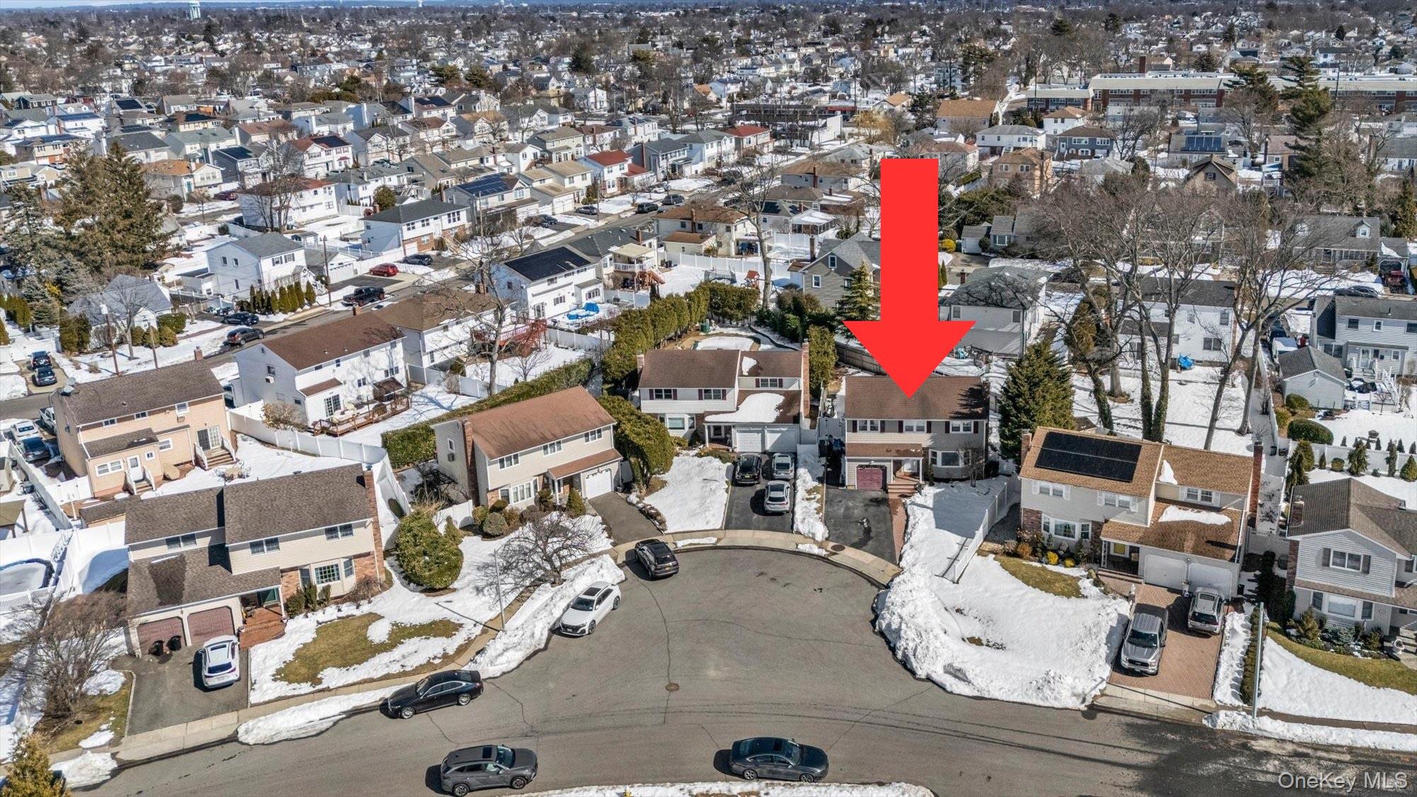 381 Robyn Place, East Meadow, NY 11554