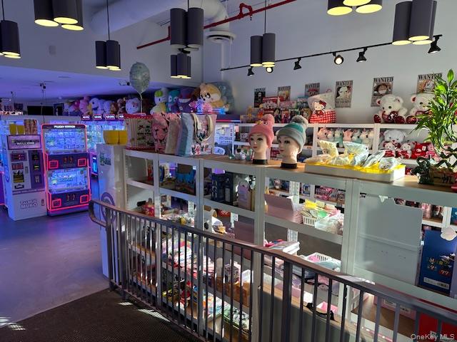 86-55 Broadway # 4, Elmhurst, NY 11373