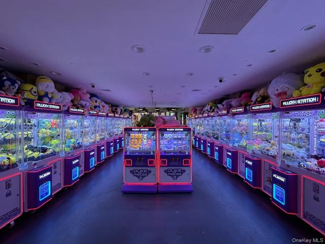 86-55 Broadway # 4, Elmhurst, NY 11373