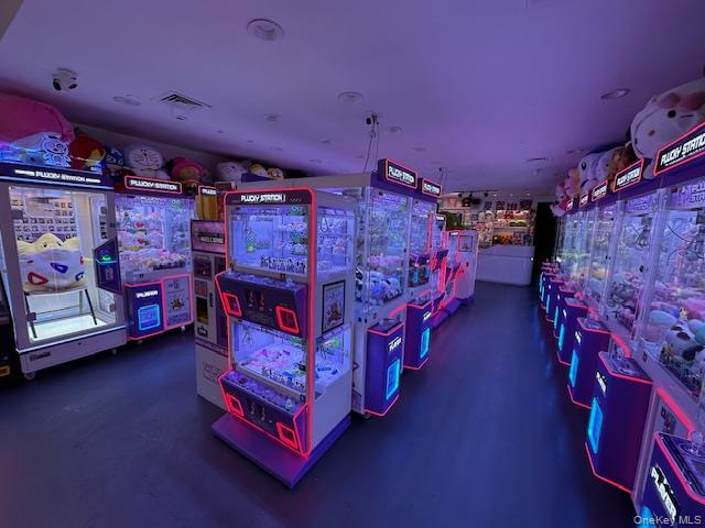 86-55 Broadway # 4, Elmhurst, NY 11373