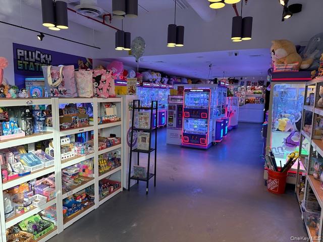 86-55 Broadway # 4, Elmhurst, NY 11373