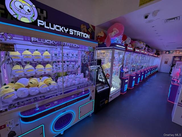 86-55 Broadway # 4, Elmhurst, NY 11373