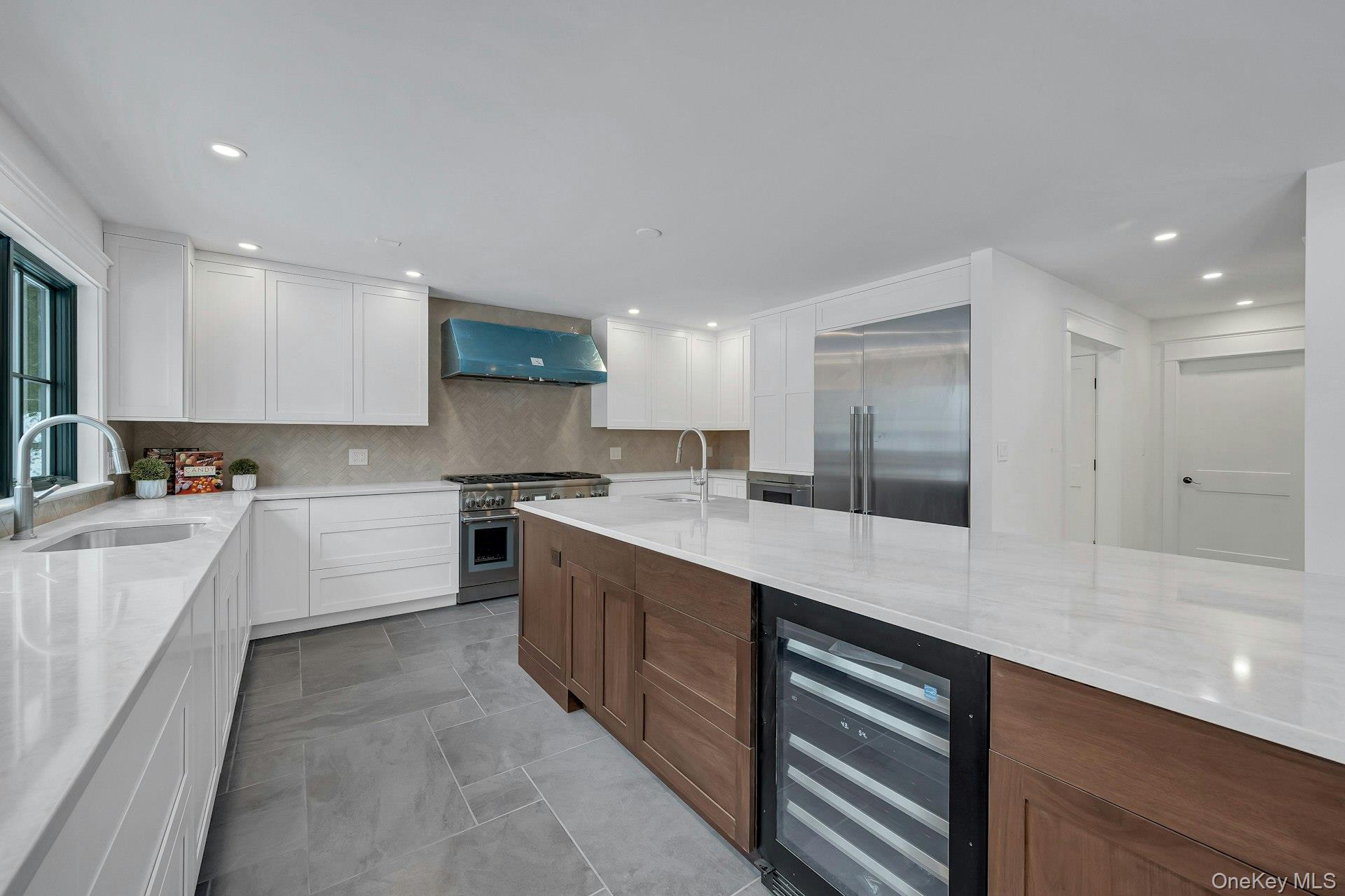 32 Sycamore Road, Scarsdale, NY 10583