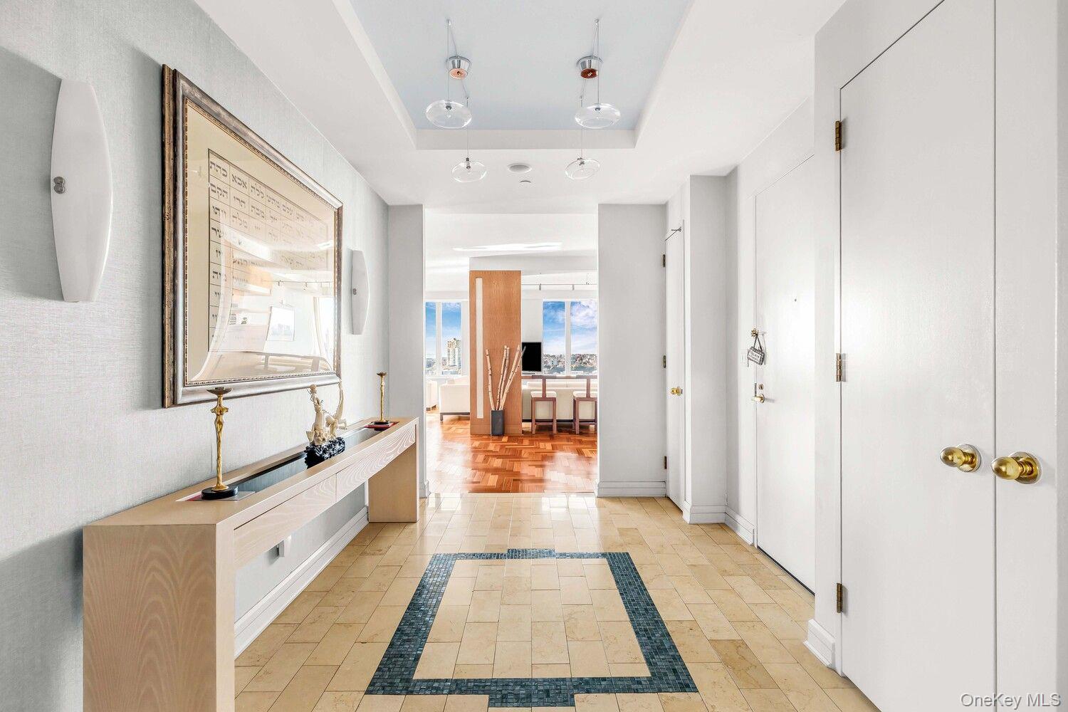 220 RIVERSIDE Boulevard # 24G, New York (Manhattan), NY 10069