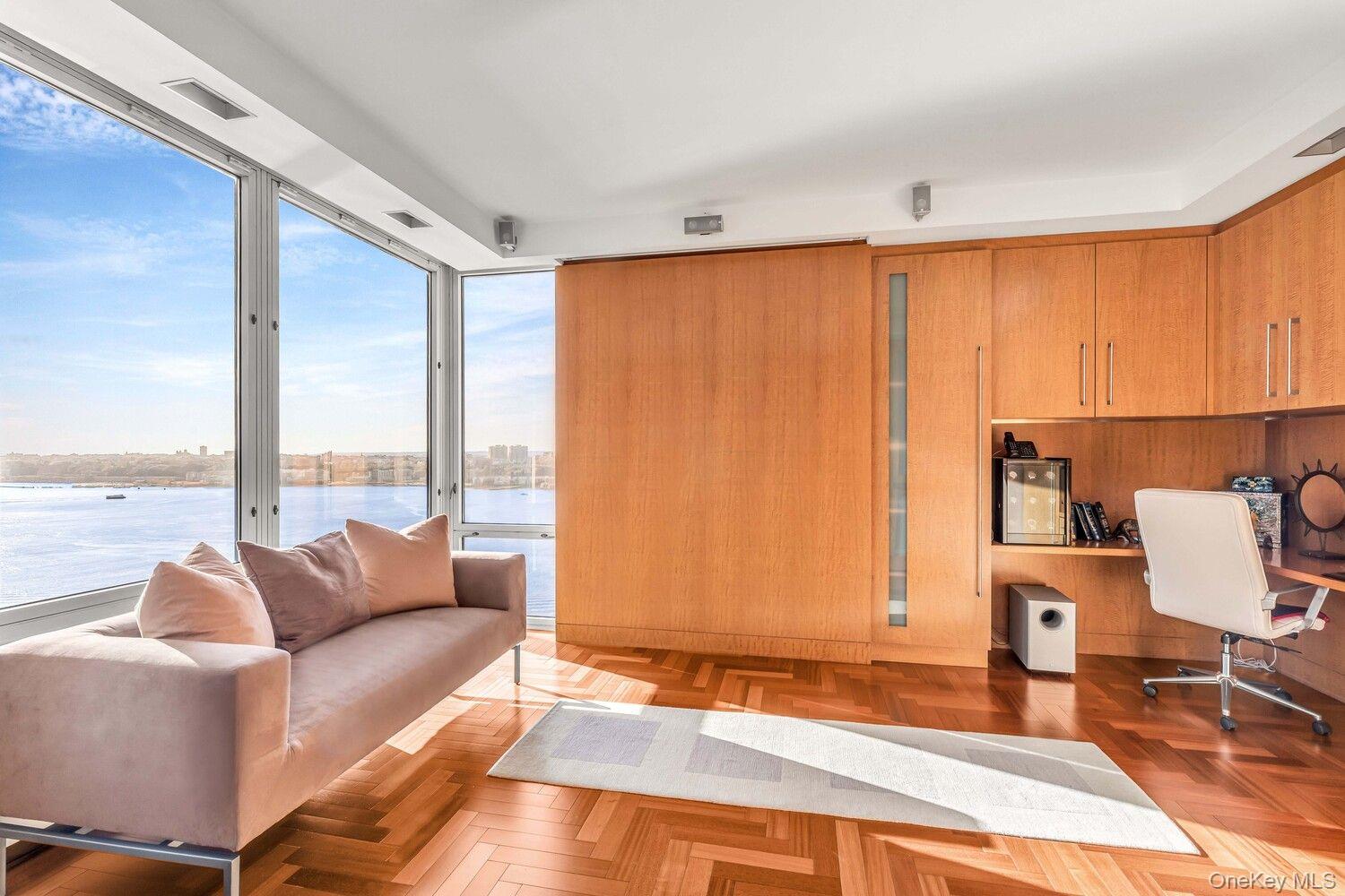 220 RIVERSIDE Boulevard # 24G, New York (Manhattan), NY 10069