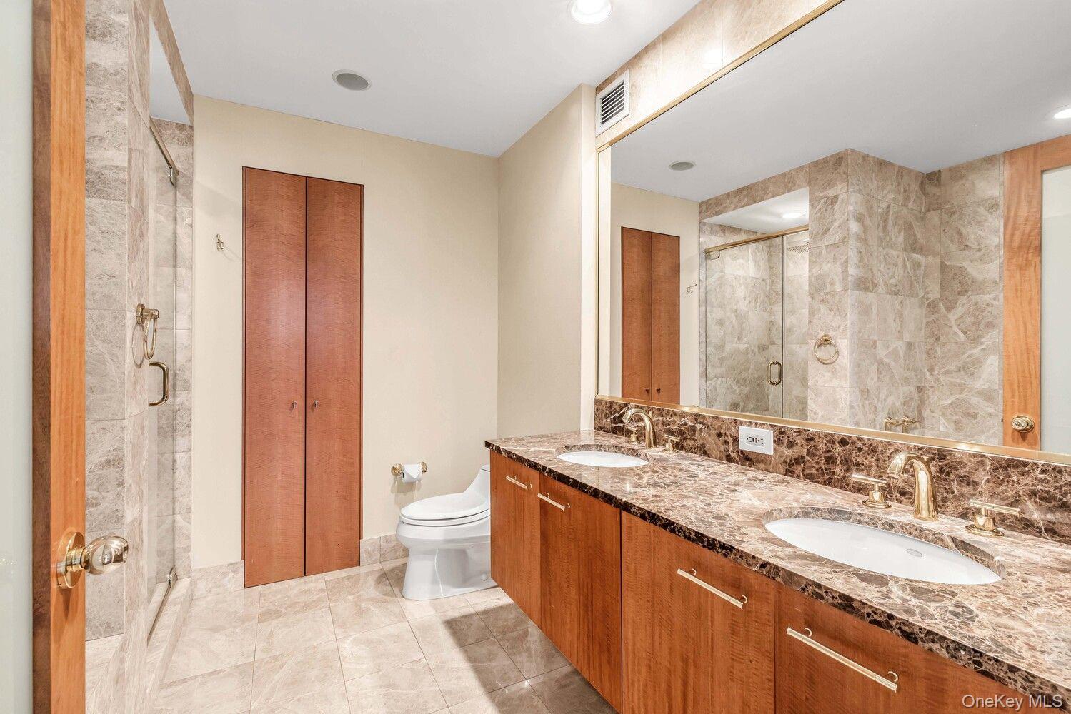 220 RIVERSIDE Boulevard # 24G, New York (Manhattan), NY 10069