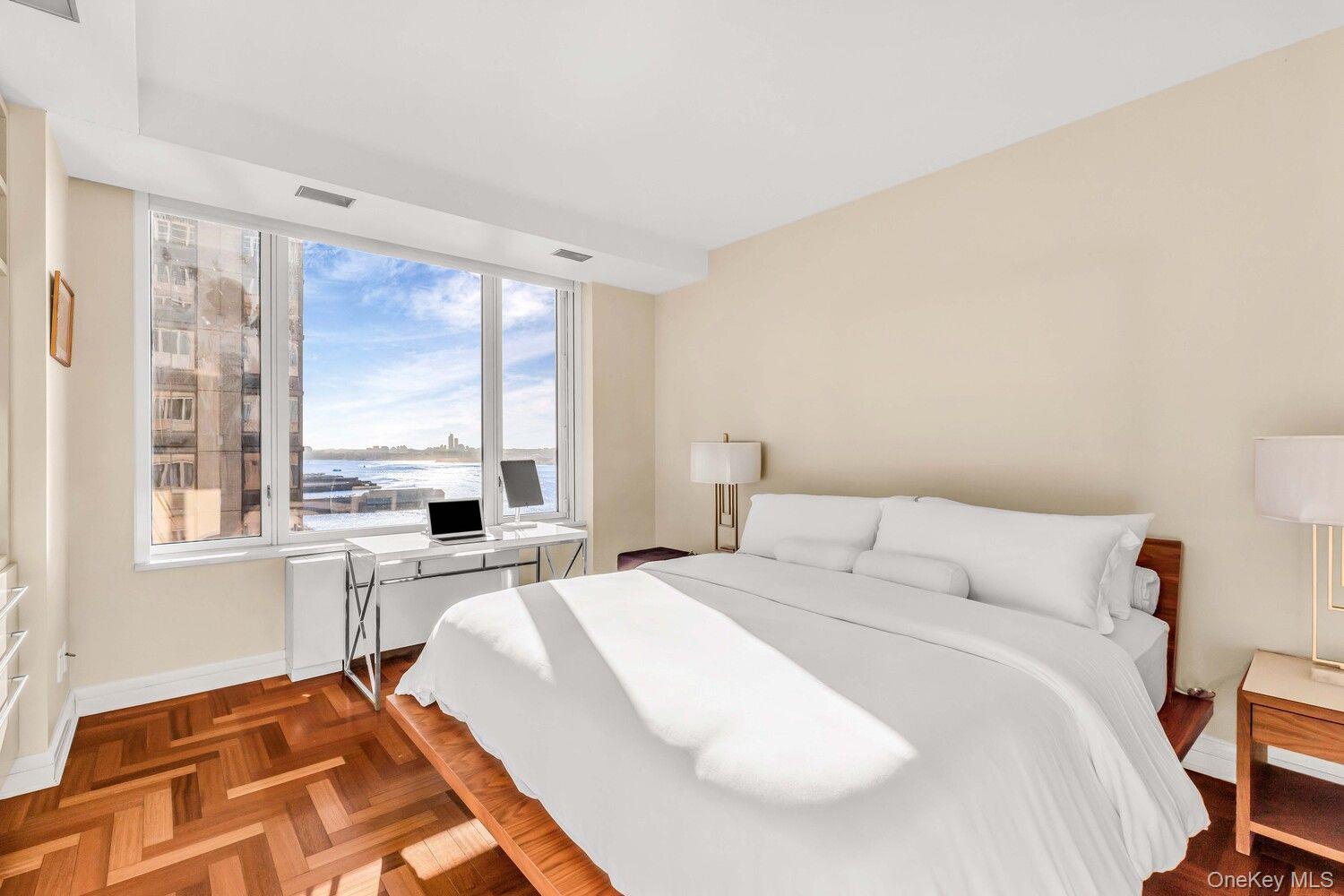 220 RIVERSIDE Boulevard # 24G, New York (Manhattan), NY 10069