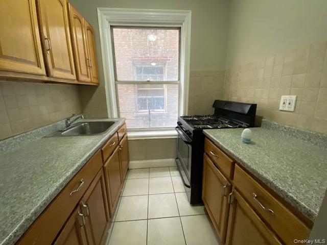 1075 Grand Concourse # 3C, Bronx, NY 10452