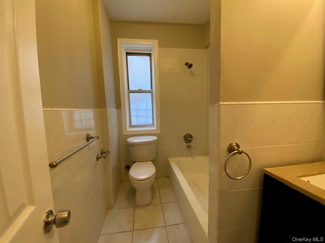 1075 Grand Concourse # 3C, Bronx, NY 10452