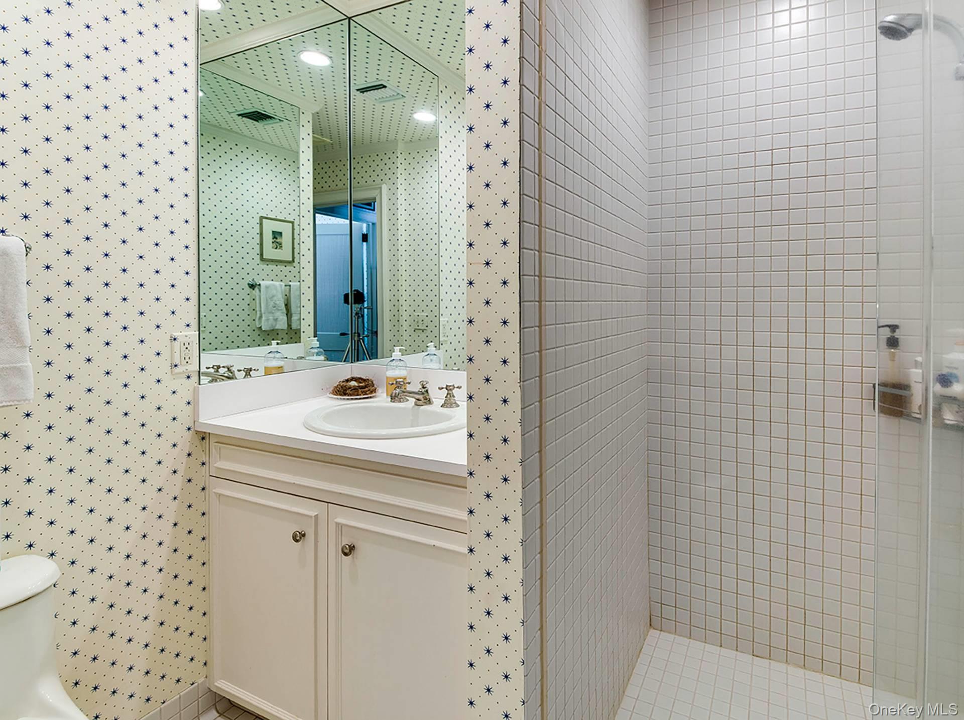 38 Halsey Lane, Bridgehampton, NY 11932