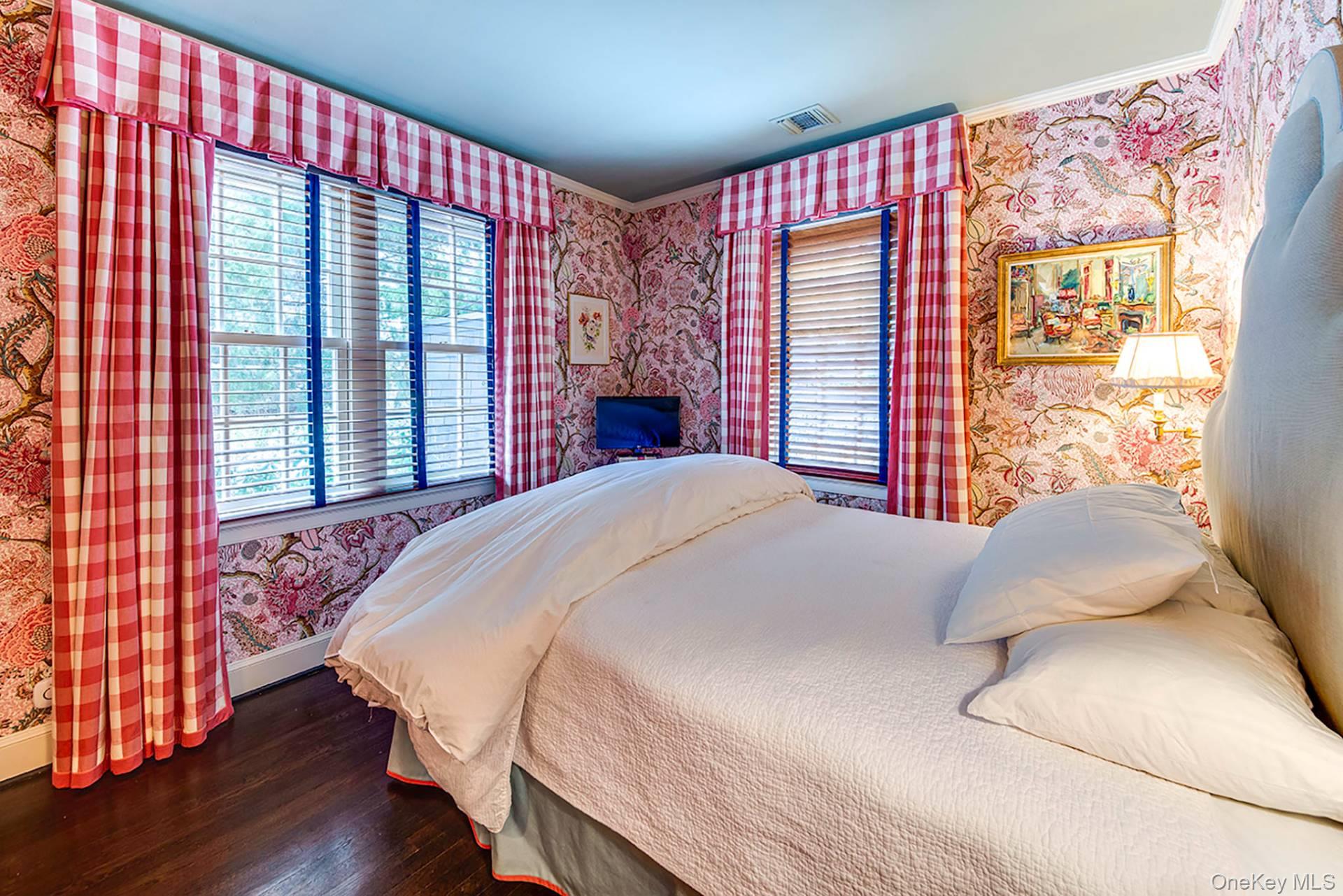 38 Halsey Lane, Bridgehampton, NY 11932