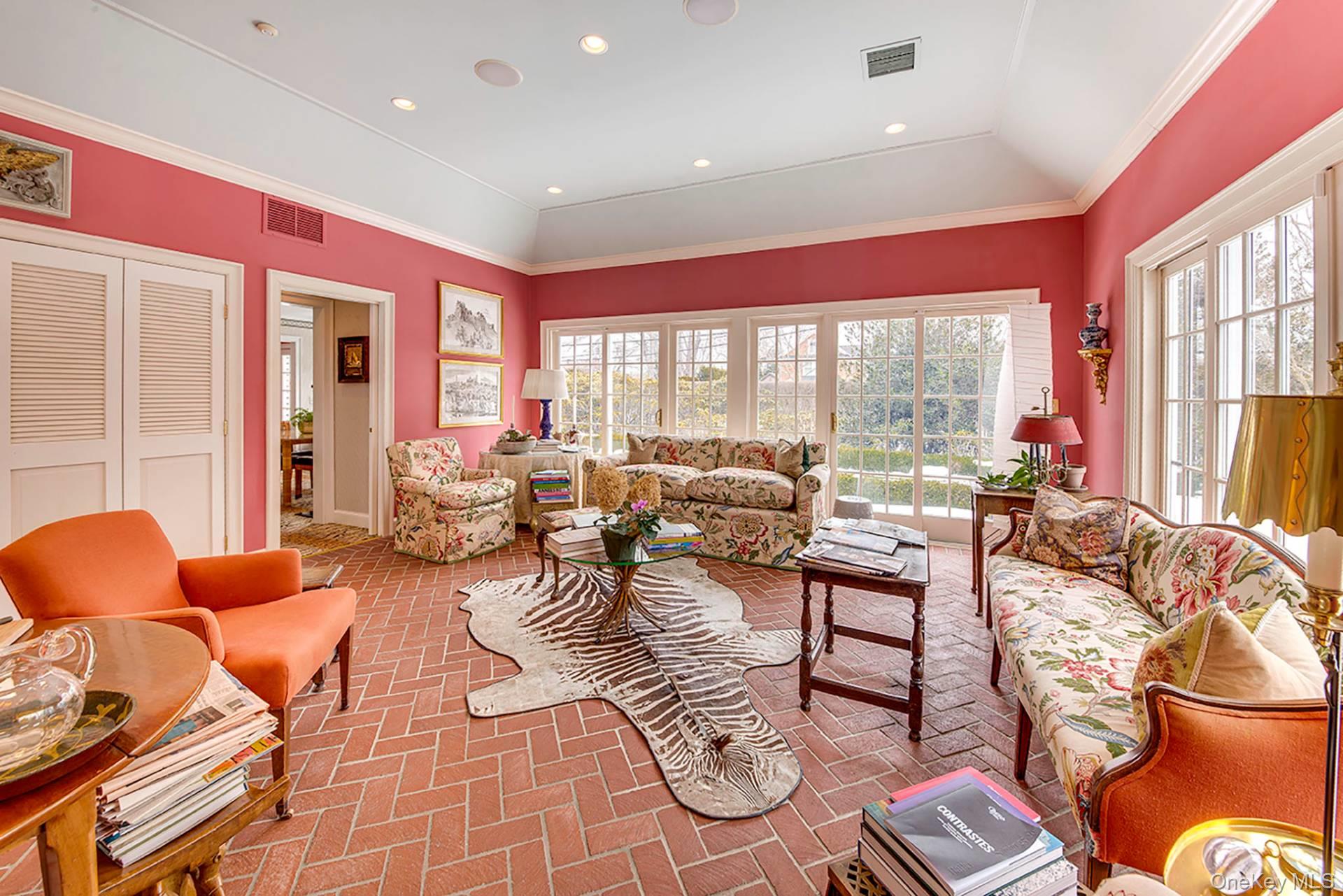 38 Halsey Lane, Bridgehampton, NY 11932