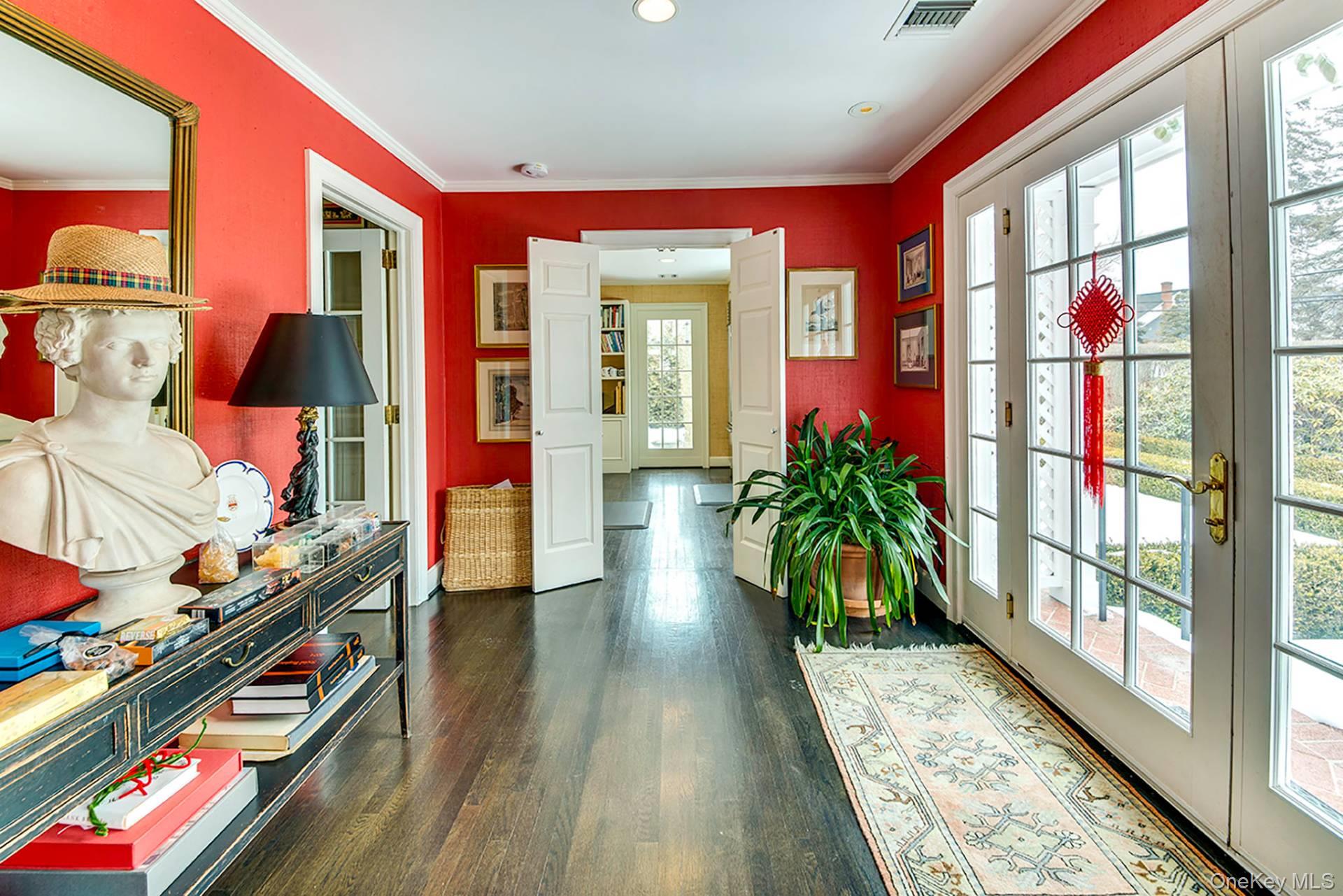 38 Halsey Lane, Bridgehampton, NY 11932