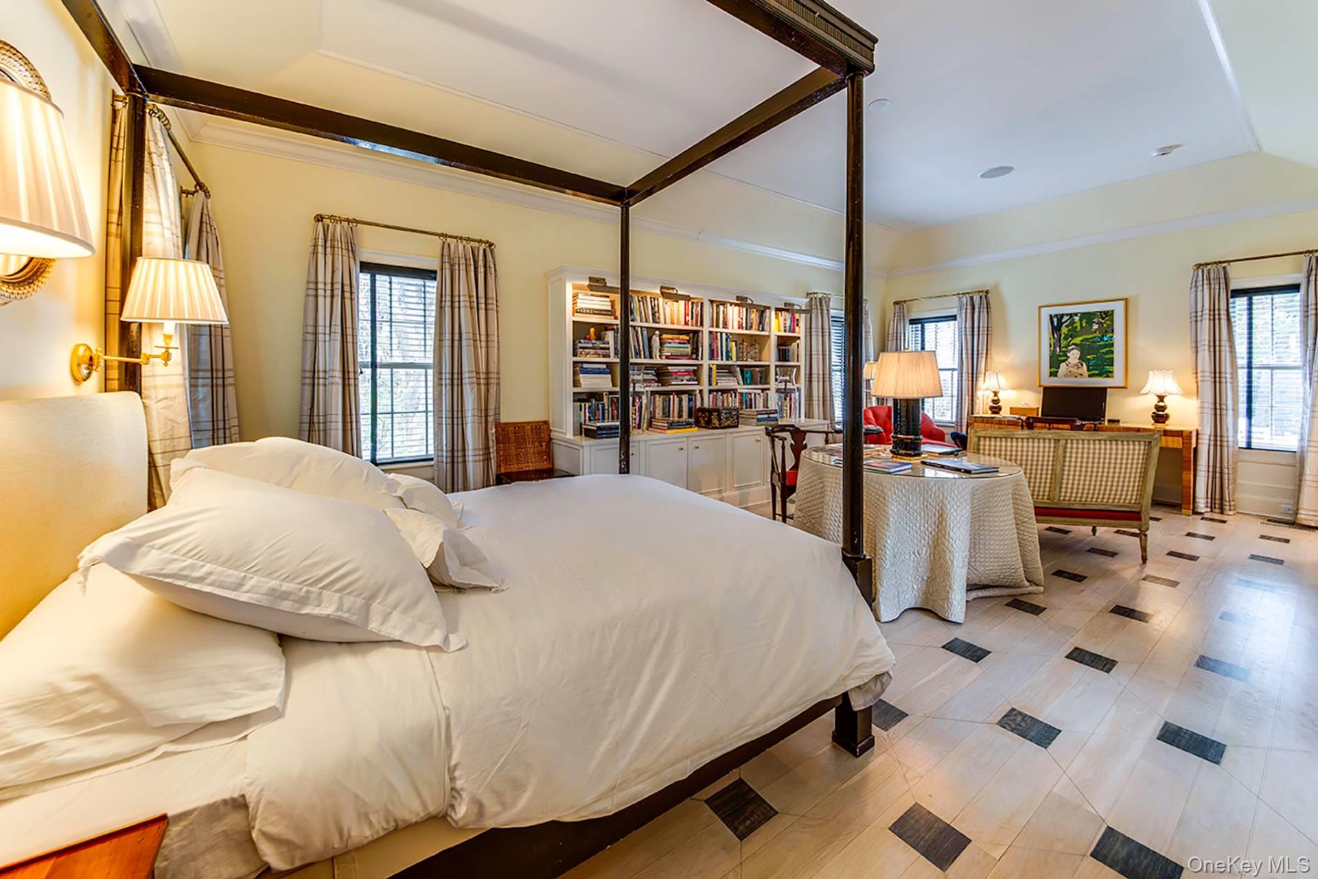 38 Halsey Lane, Bridgehampton, NY 11932