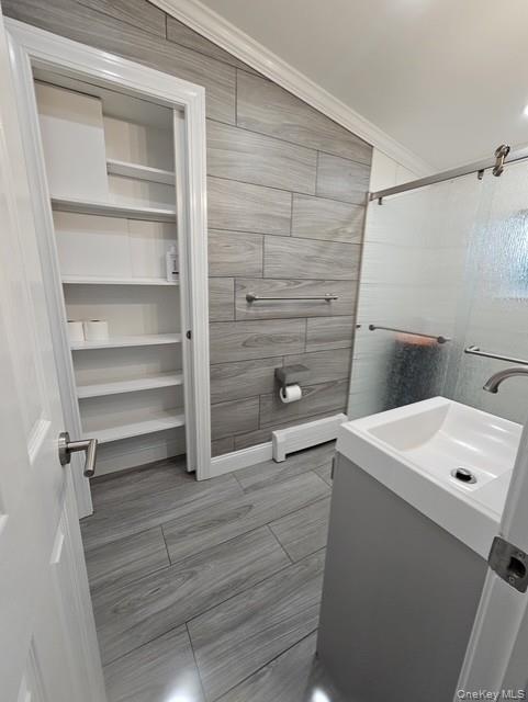 645 Hawkins Boulevard, Copiague, NY 11726