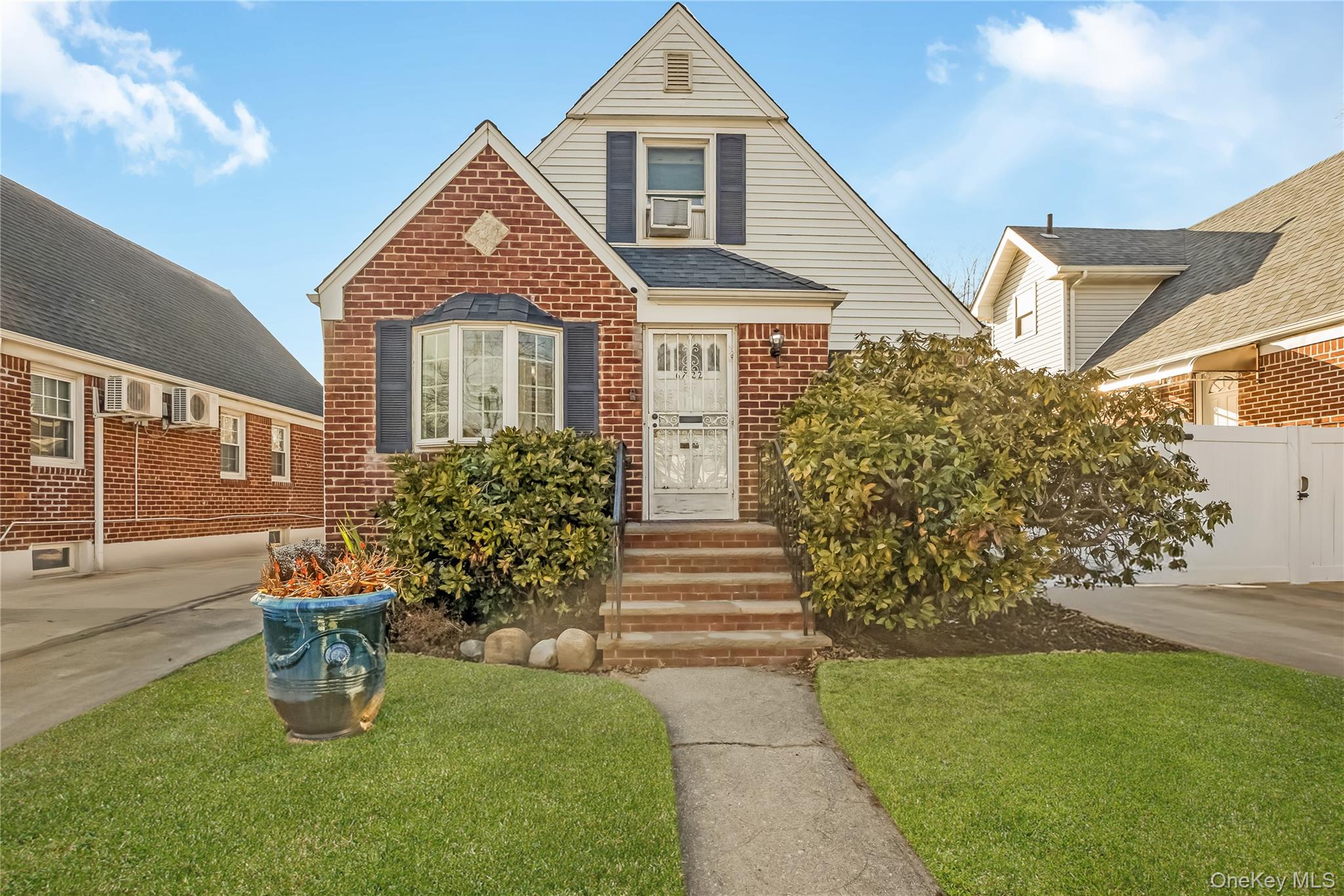 6722 166th Street, Fresh Meadows, NY 11365